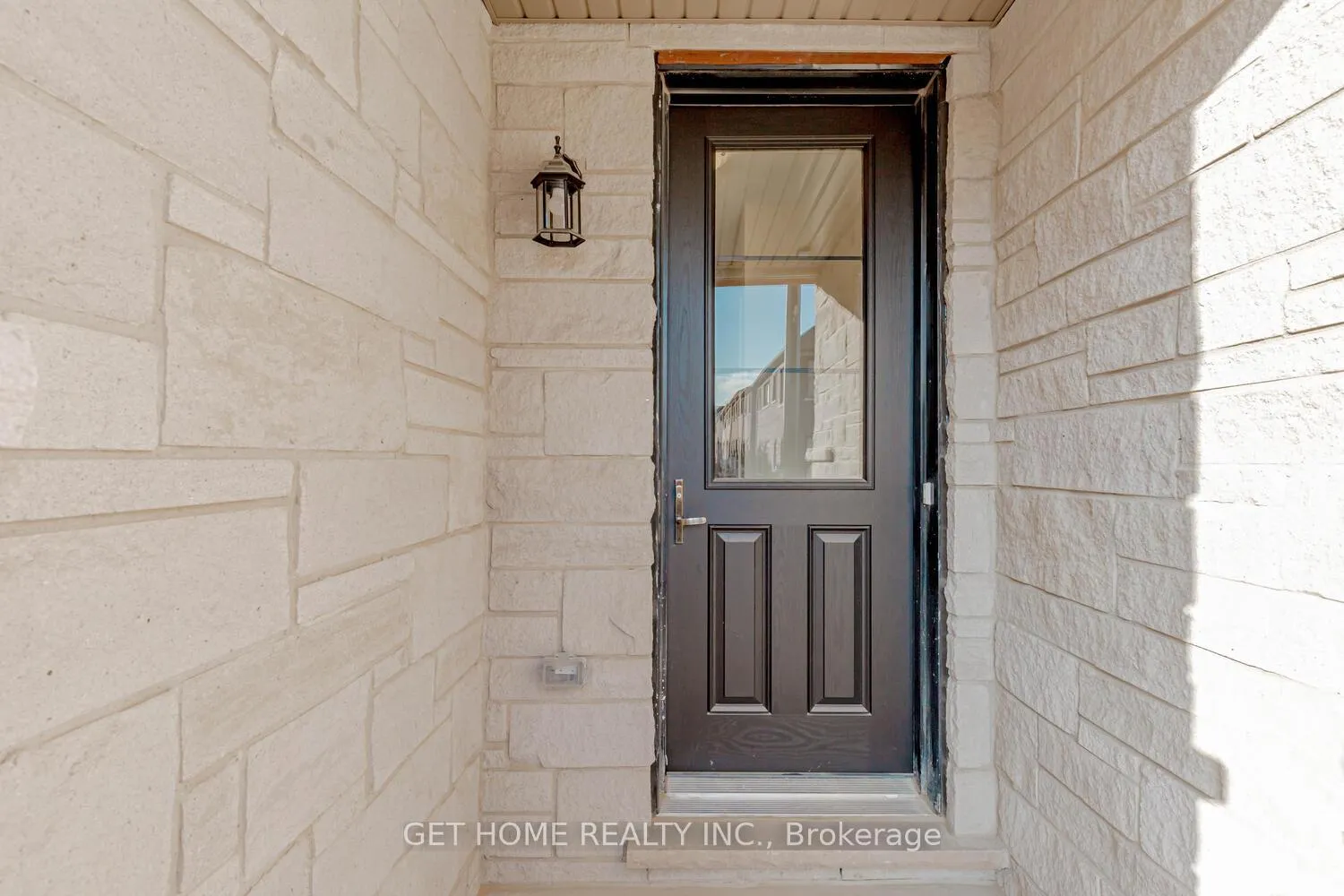 Photo 4 of 1453 National Common, Burlington, Tyandaga — HOMEH