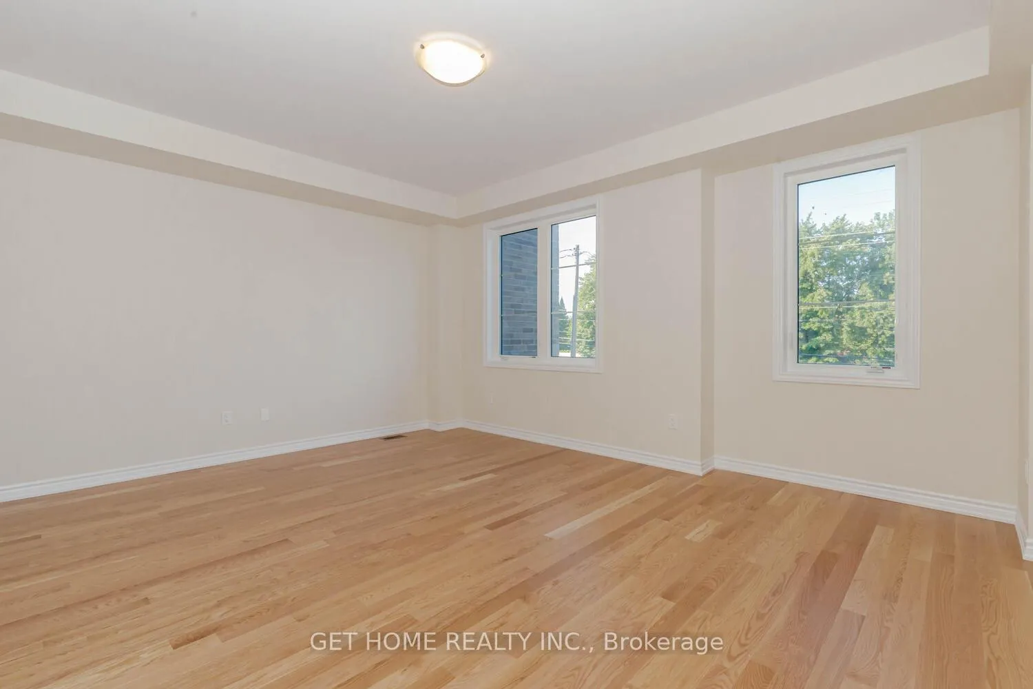 Photo 15 of 1453 National Common, Burlington, Tyandaga — HOMEH