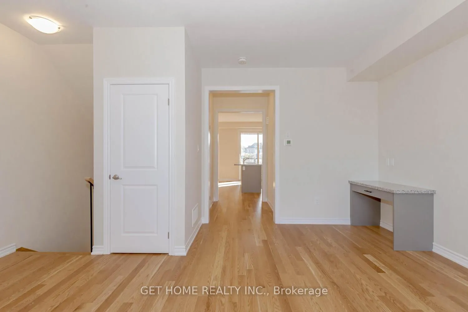 Photo 18 of 1453 National Common, Burlington, Tyandaga — HOMEH