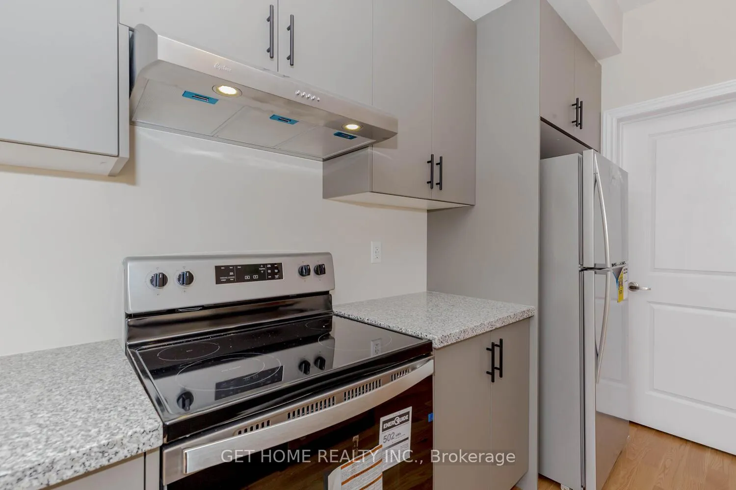 Photo 23 of 1453 National Common, Burlington, Tyandaga — HOMEH