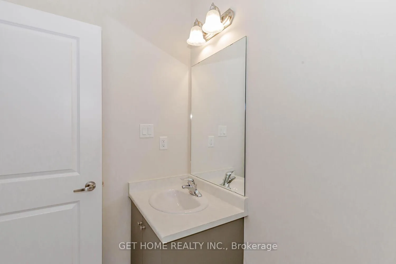 Photo 40 of 1453 National Common, Burlington, Tyandaga — HOMEH
