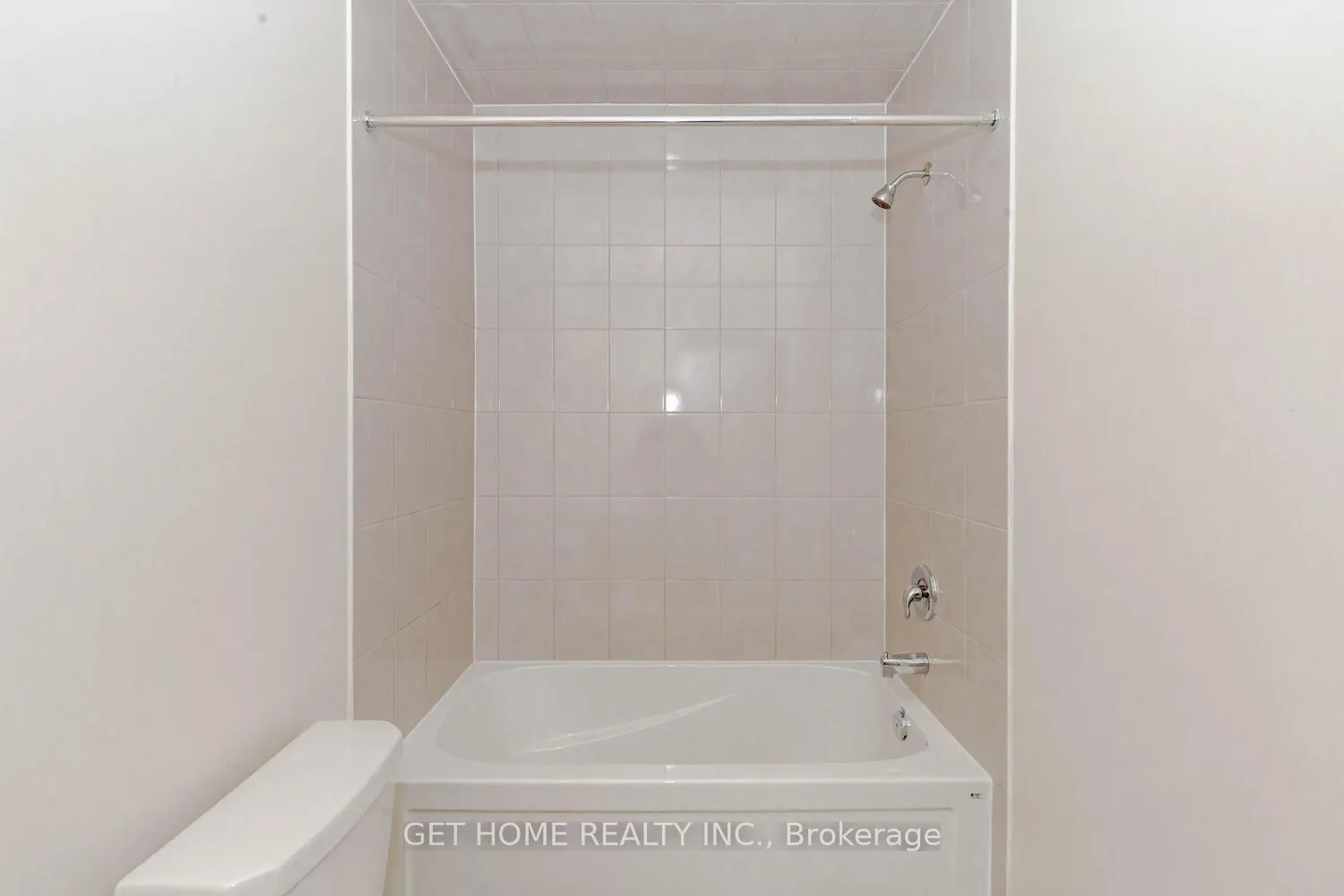 Photo 41 of 1453 National Common, Burlington, Tyandaga — HOMEH