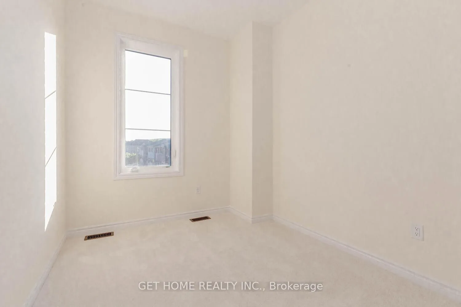 Photo 49 of 1453 National Common, Burlington, Tyandaga — HOMEH