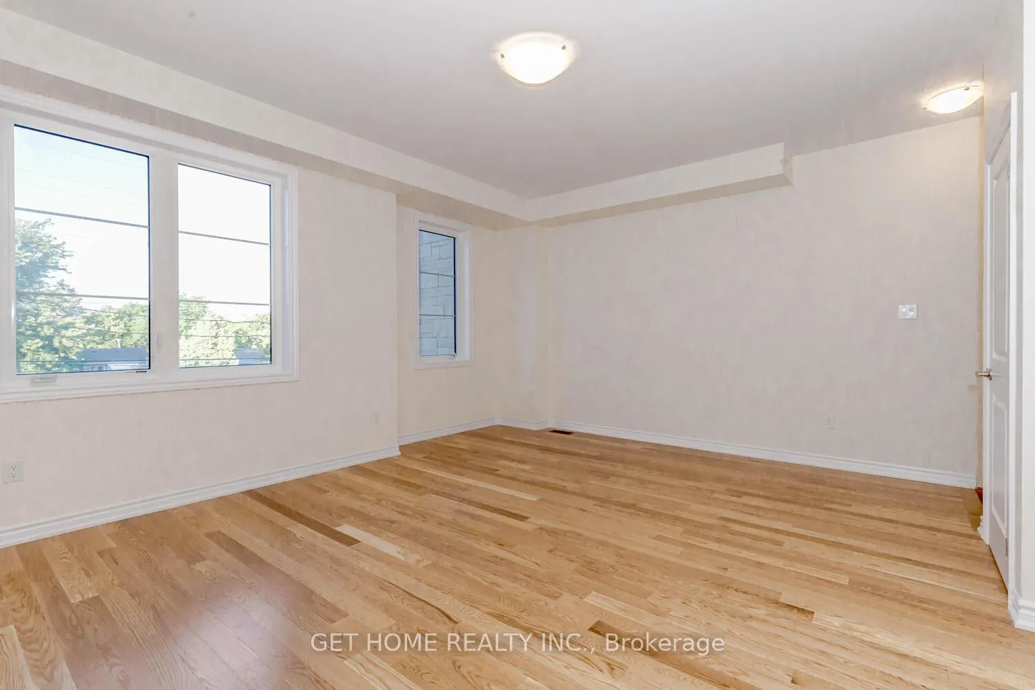 Photo 50 of 1453 National Common, Burlington, Tyandaga — HOMEH