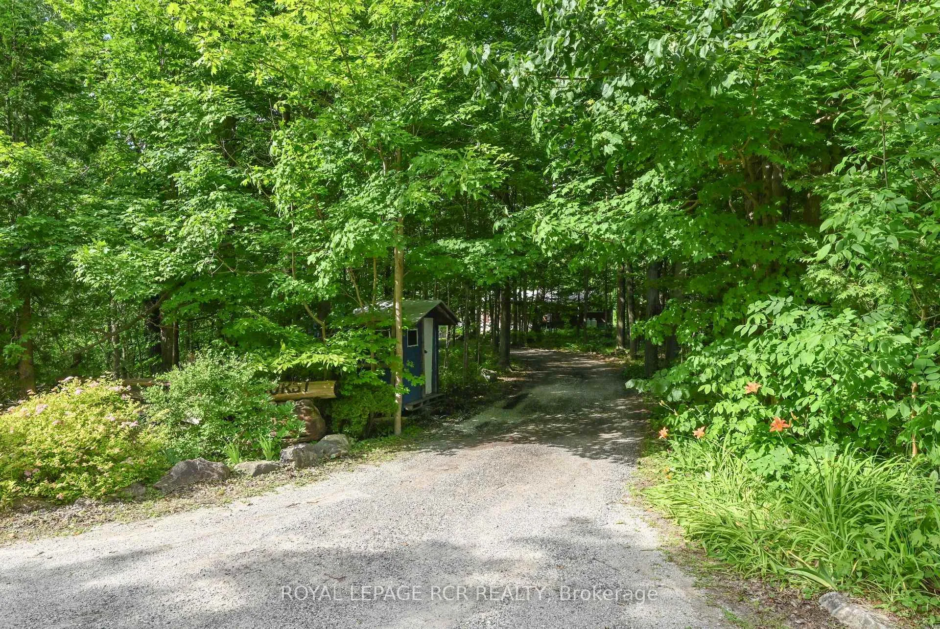 Photo 2 of 14007 Fifth Line, Halton Hills, Rural Halton Hills — HOMEH
