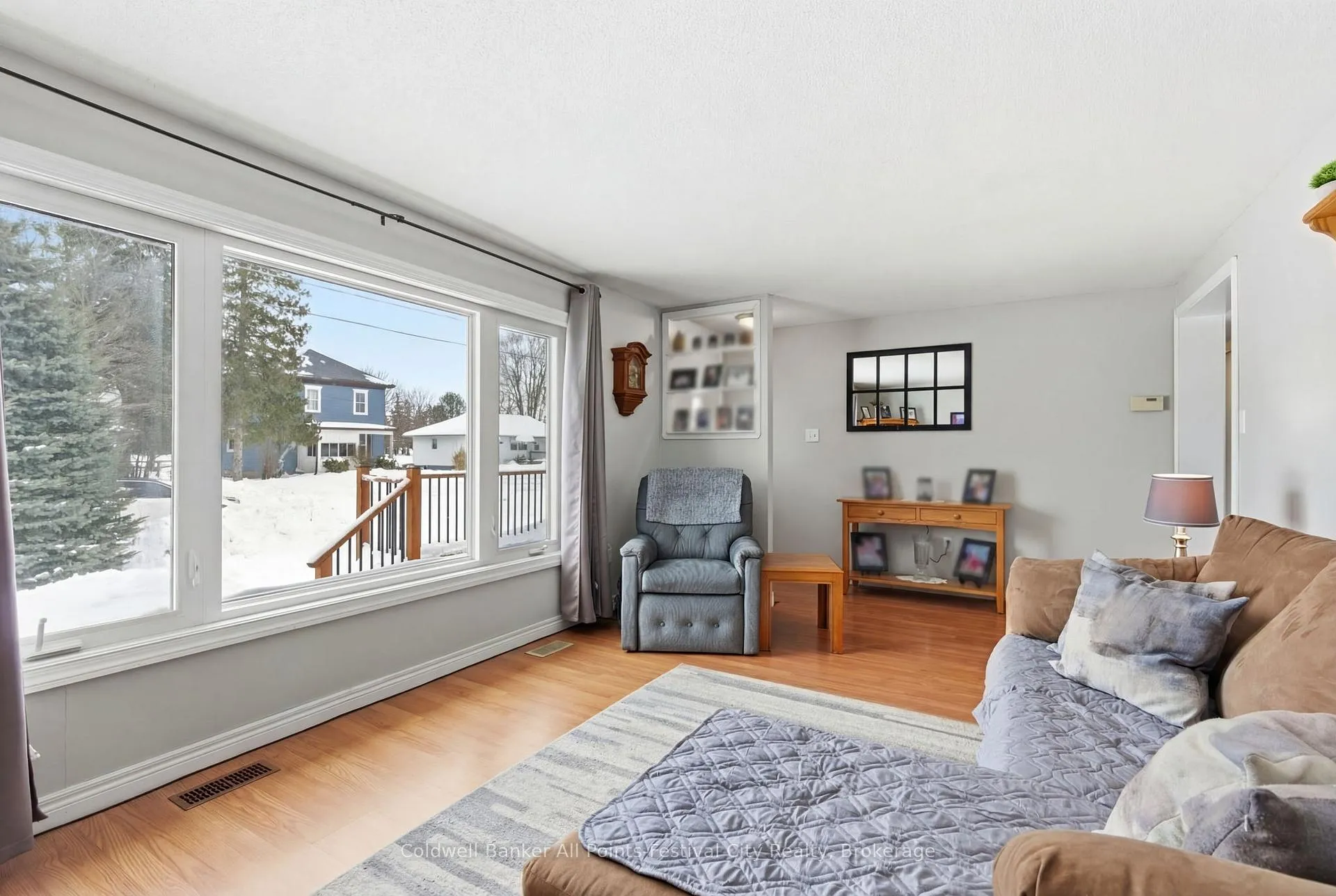 Photo 11 of 72 Lorne Avenue, Bluewater, Hensall — HOMEH