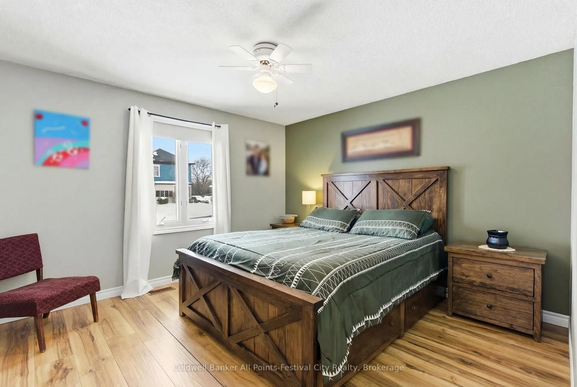 Photo 23 of 72 Lorne Avenue, Bluewater, Hensall — HOMEH