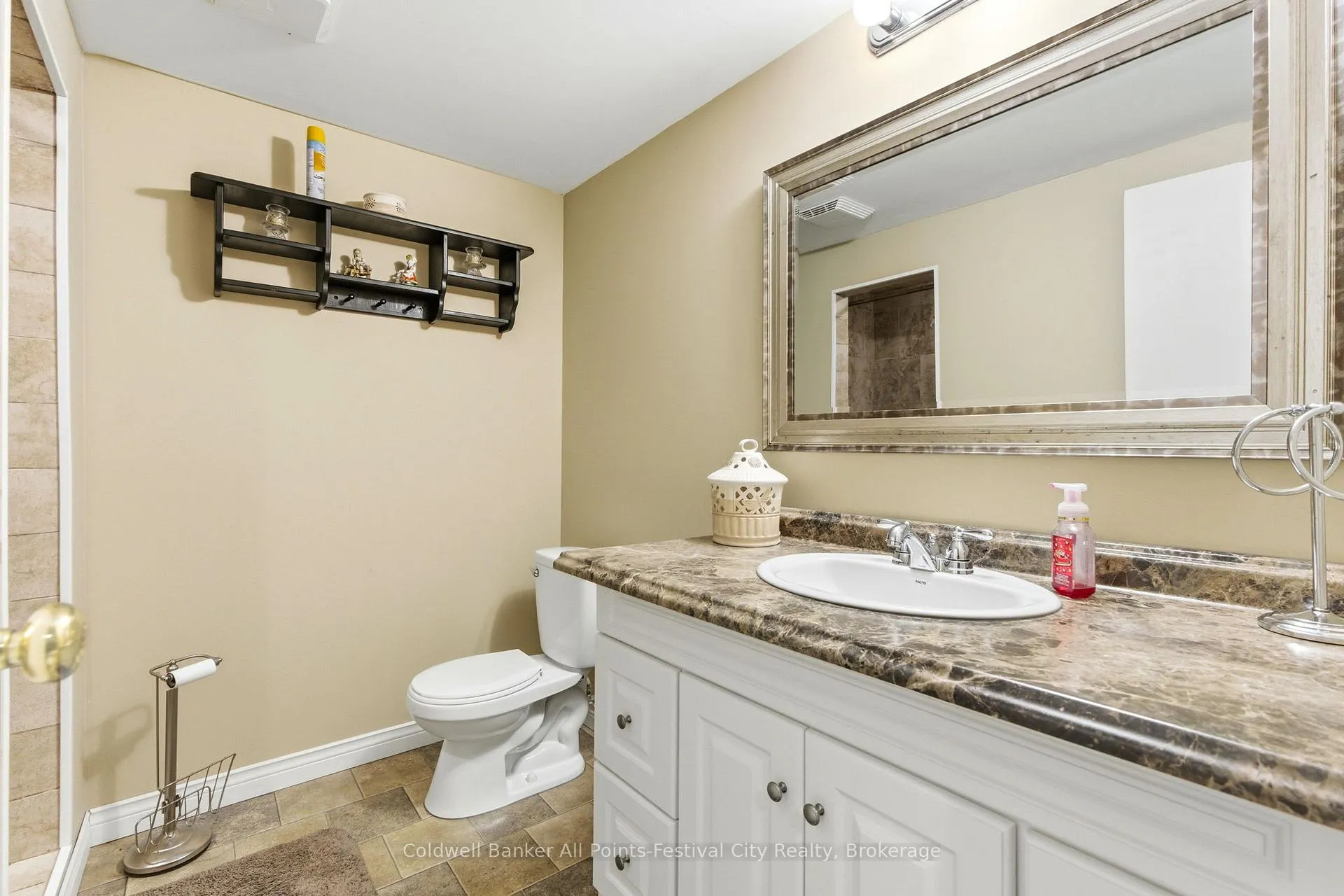 Photo 29 of 72 Lorne Avenue, Bluewater, Hensall — HOMEH
