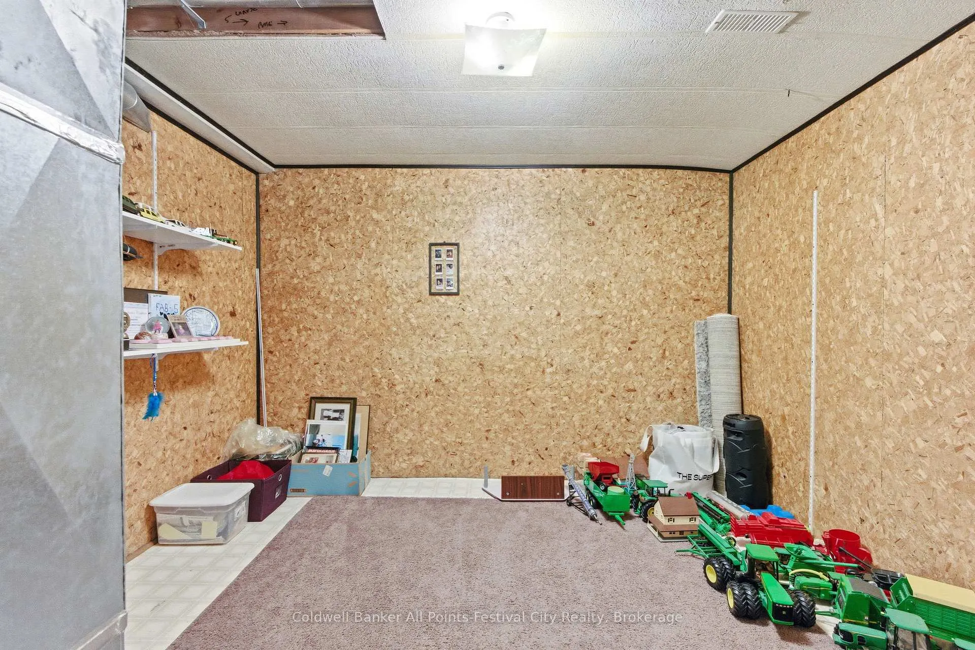 Photo 33 of 72 Lorne Avenue, Bluewater, Hensall — HOMEH