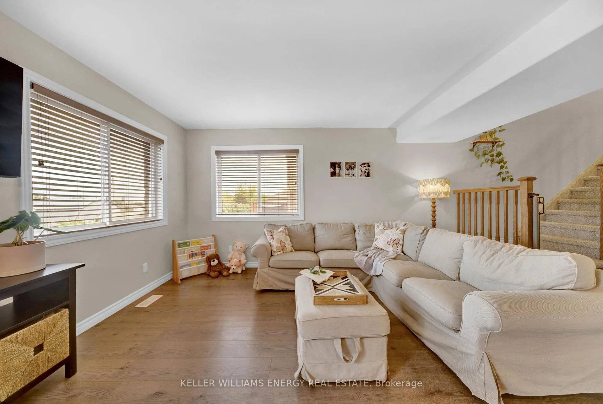 Photo 5 of 73 Mountain Ash Drive, Belleville, Thurlow Ward — HOMEH