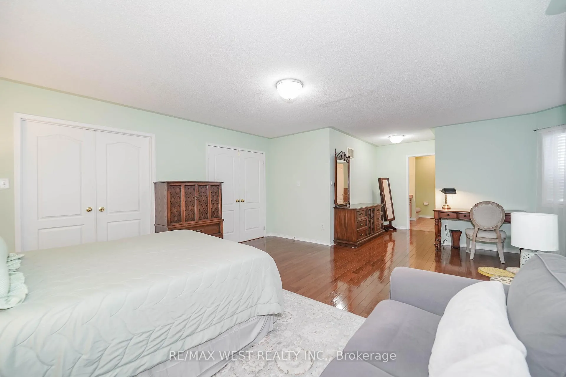 Photo 9 of 71 Dunwell Crescent, Ajax, Northeast Ajax — HOMEH