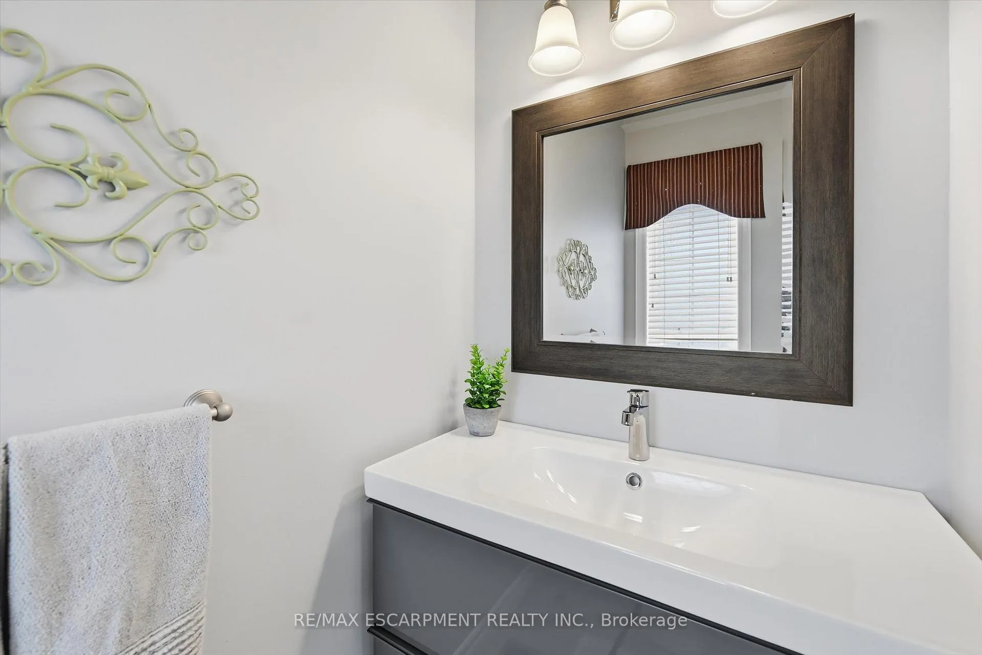 Photo 14 of 41 Tanglewood Drive, Hamilton, Binbrook — HOMEH