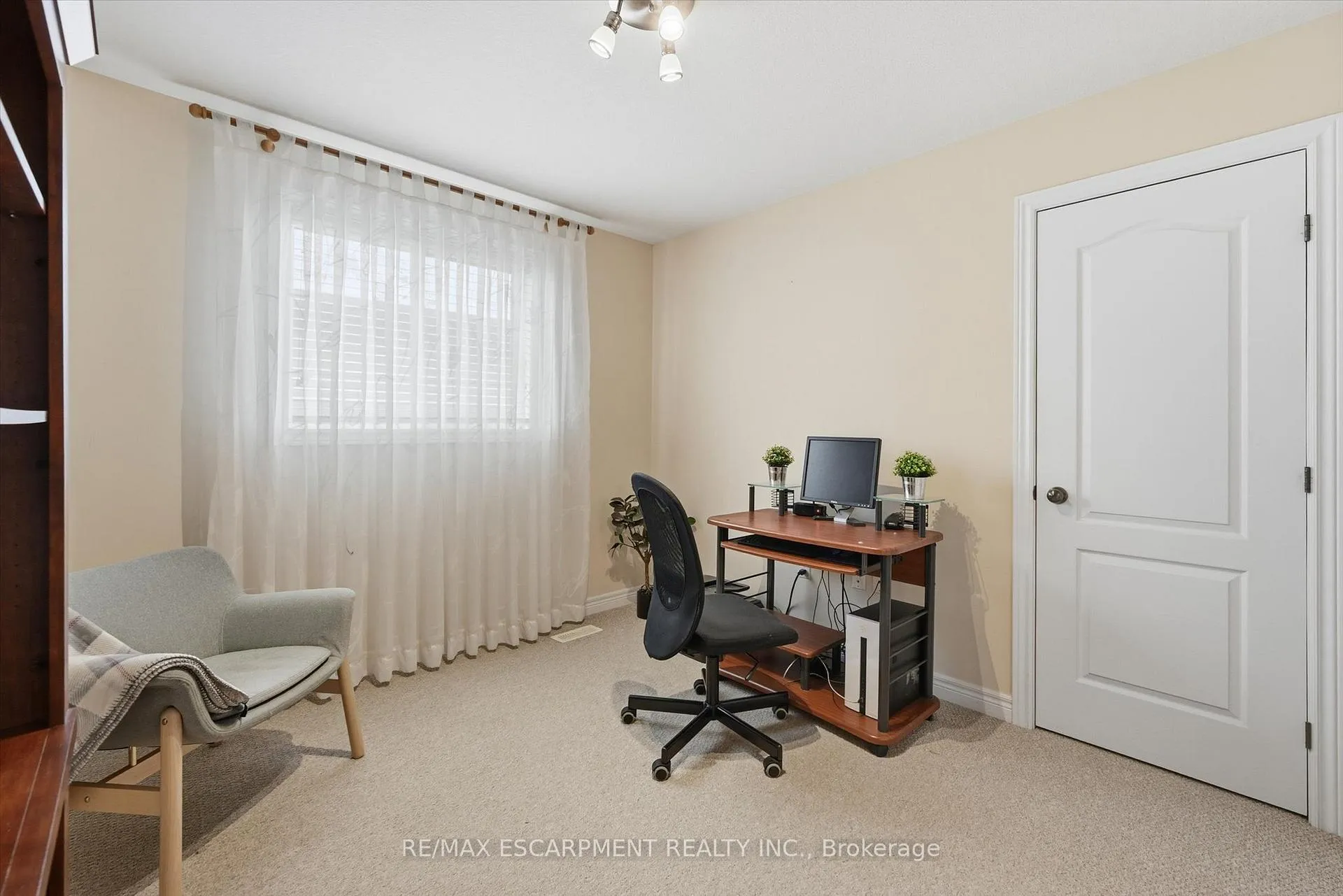 Photo 23 of 41 Tanglewood Drive, Hamilton, Binbrook — HOMEH