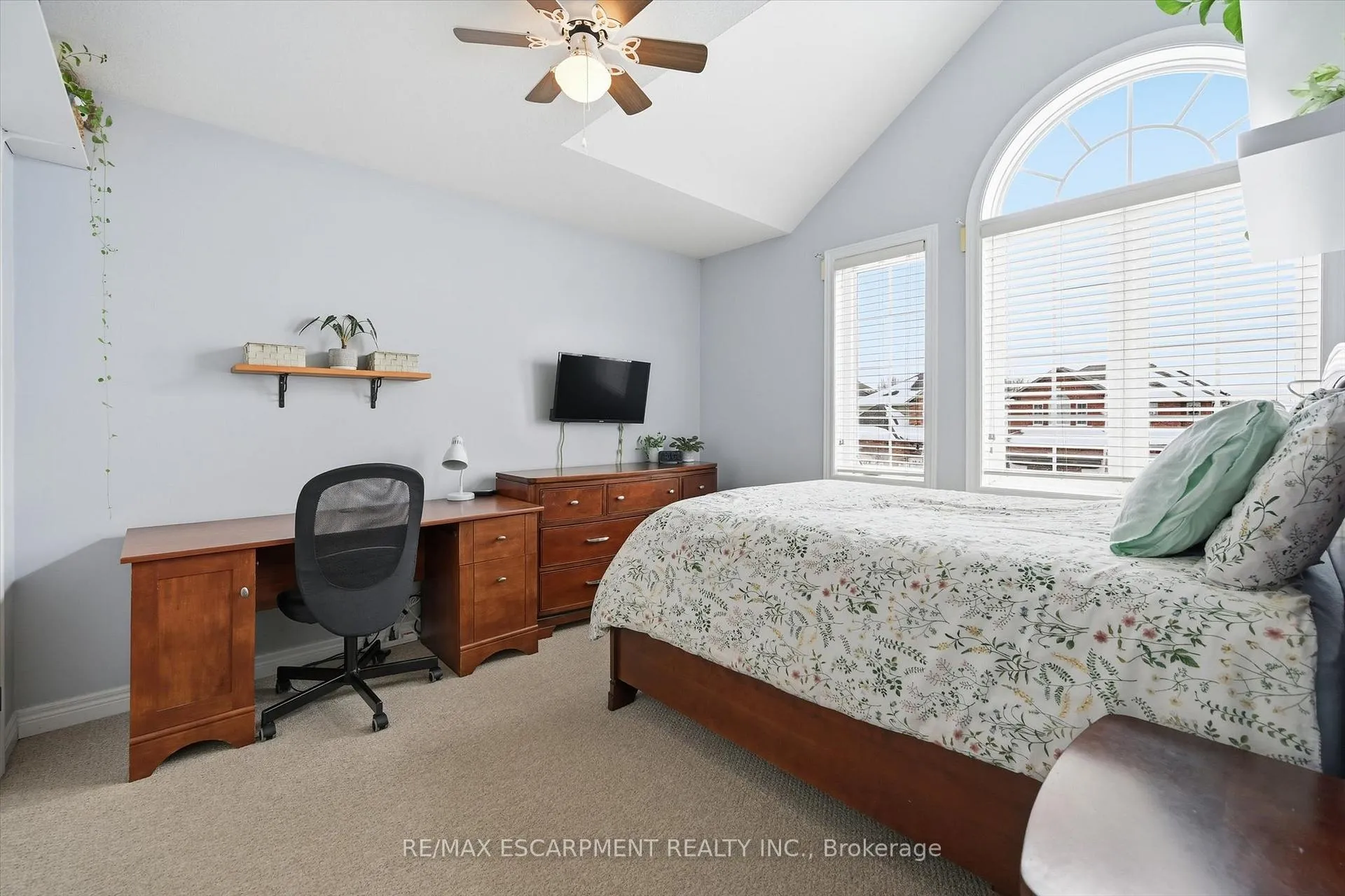 Photo 26 of 41 Tanglewood Drive, Hamilton, Binbrook — HOMEH