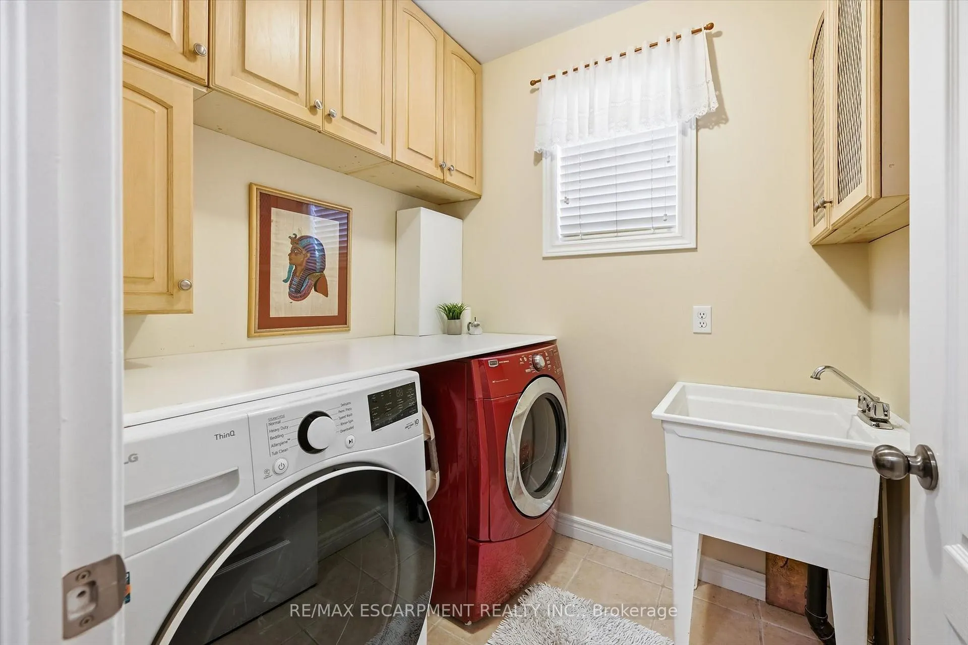Photo 29 of 41 Tanglewood Drive, Hamilton, Binbrook — HOMEH