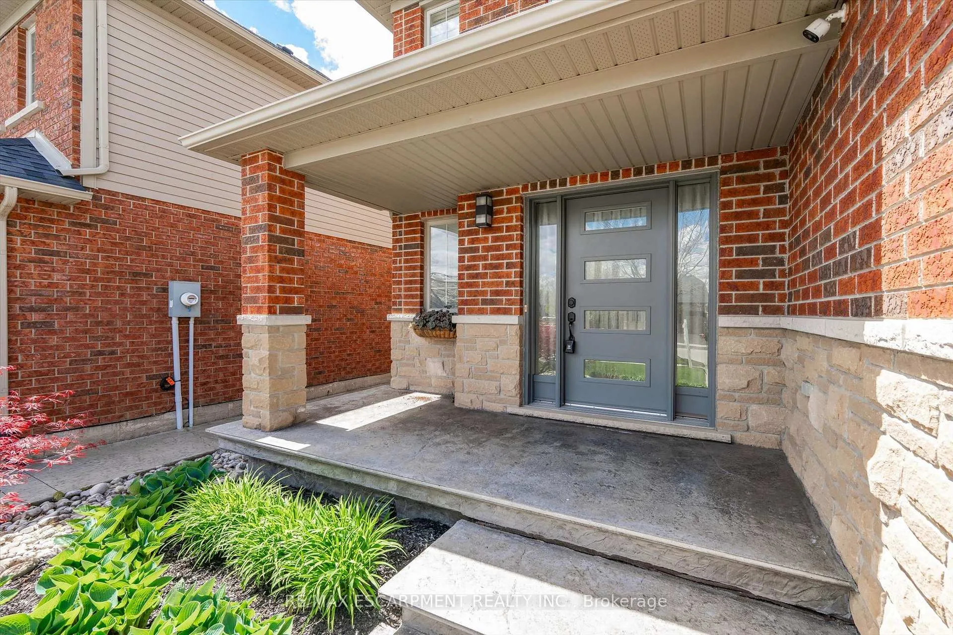 Photo 40 of 41 Tanglewood Drive, Hamilton, Binbrook — HOMEH