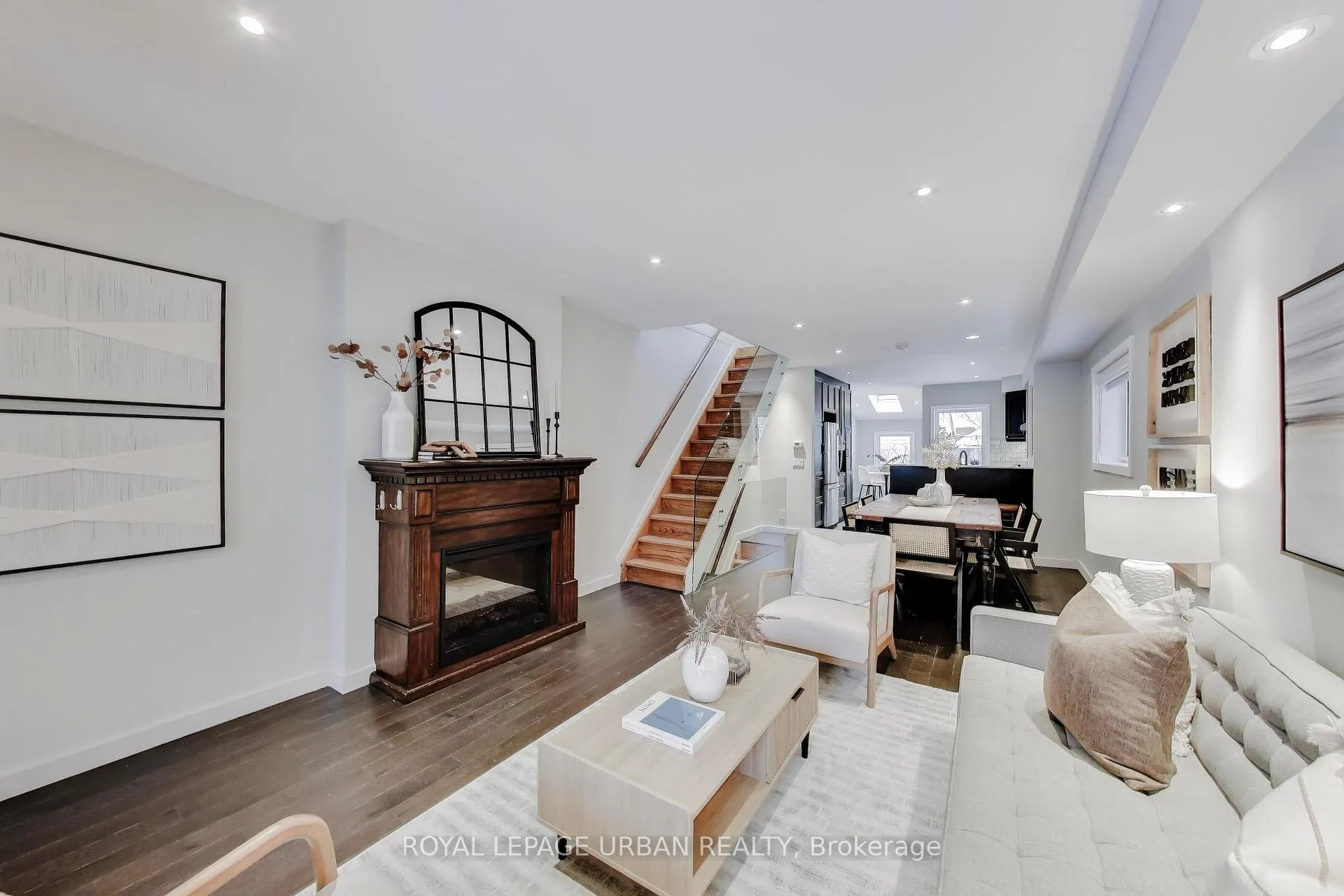 Photo 5 of 132 Mortimer Avenue, Toronto, Broadview North — HOMEH