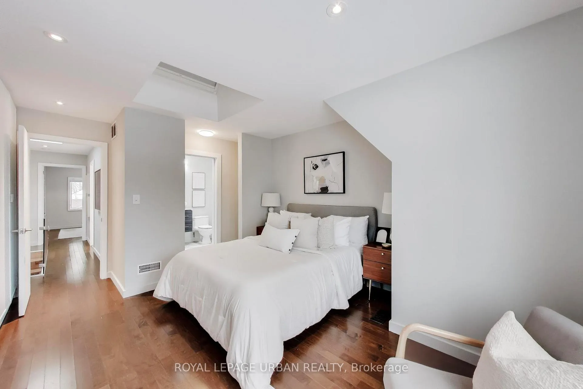 Photo 17 of 132 Mortimer Avenue, Toronto, Broadview North — HOMEH