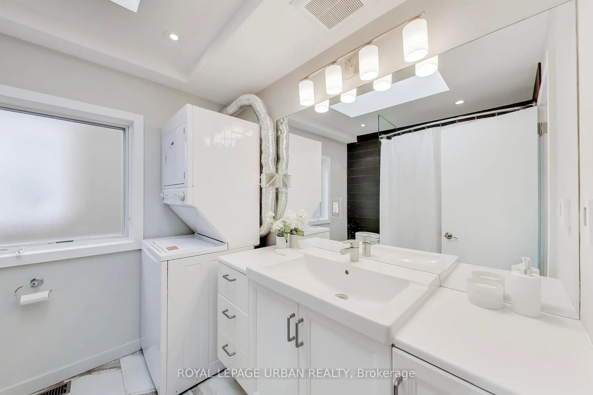 Photo 23 of 132 Mortimer Avenue, Toronto, Broadview North — HOMEH