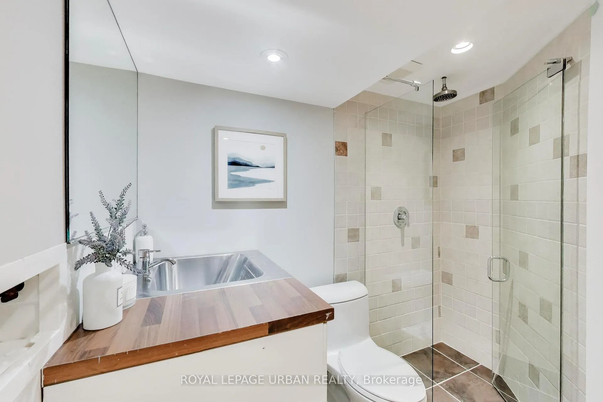 Photo 32 of 132 Mortimer Avenue, Toronto, Broadview North — HOMEH