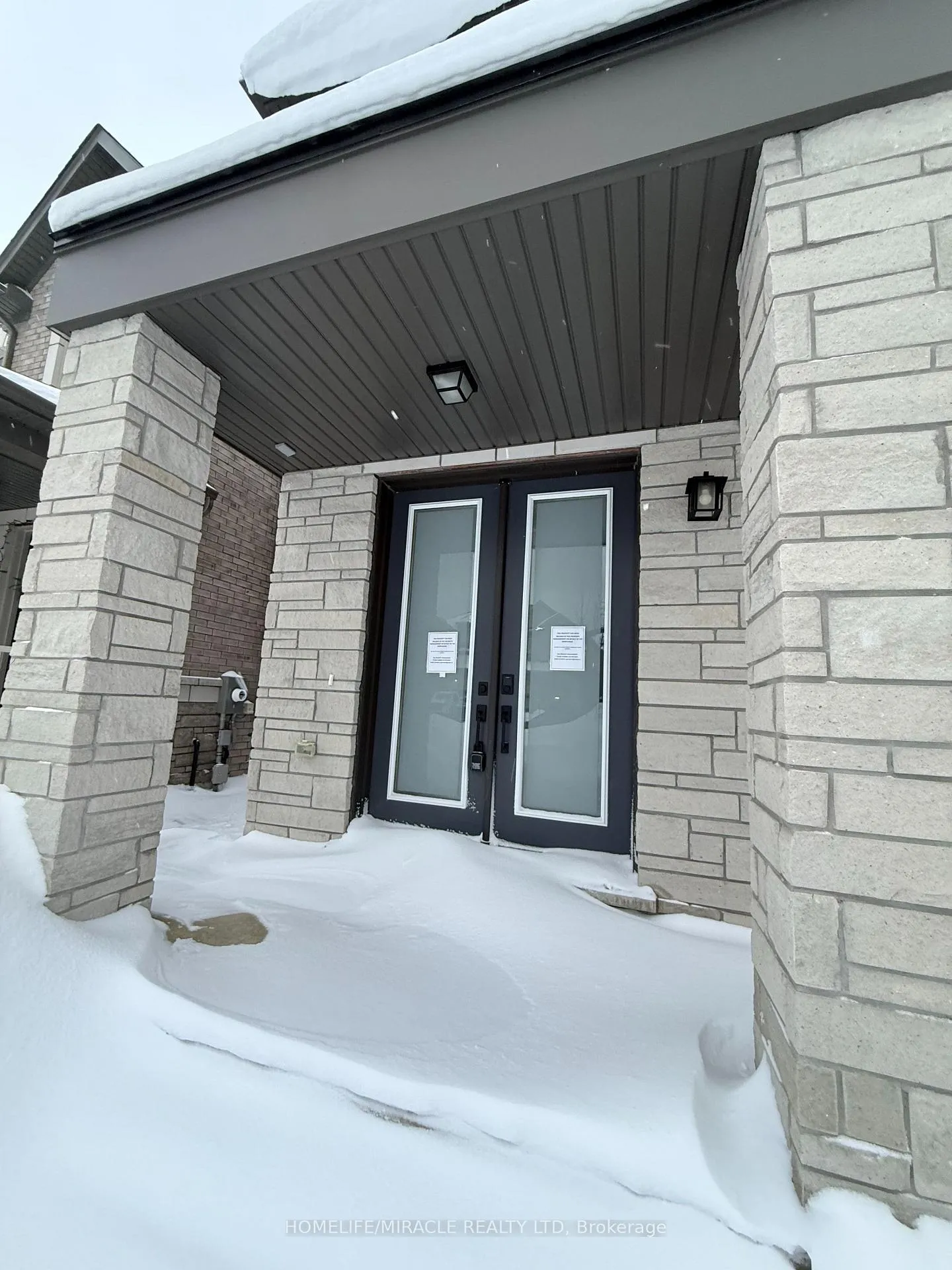 Photo 2 of 20 Sweet Cicely Street, Springwater, Midhurst — HOMEH