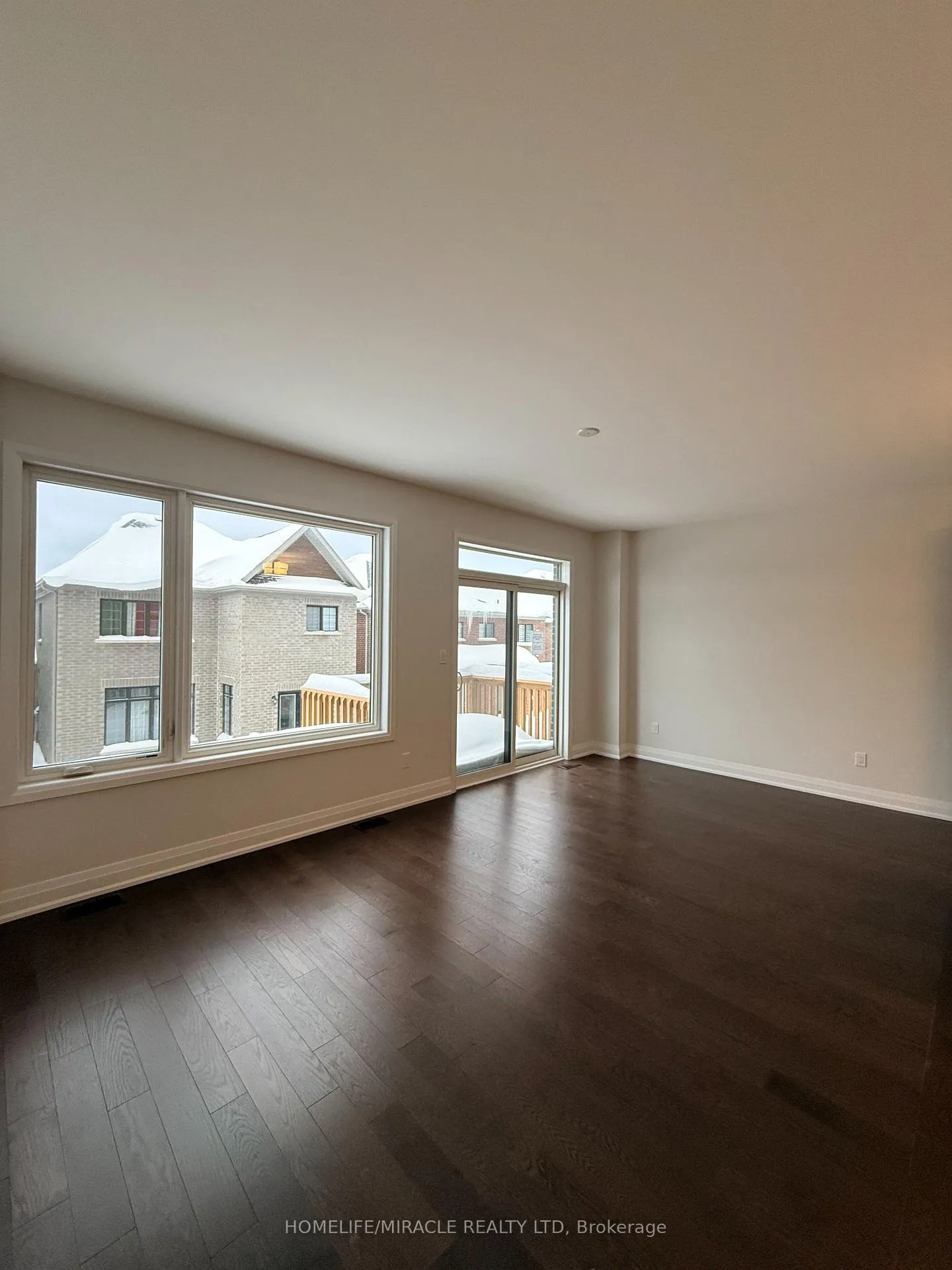 Photo 11 of 20 Sweet Cicely Street, Springwater, Midhurst — HOMEH
