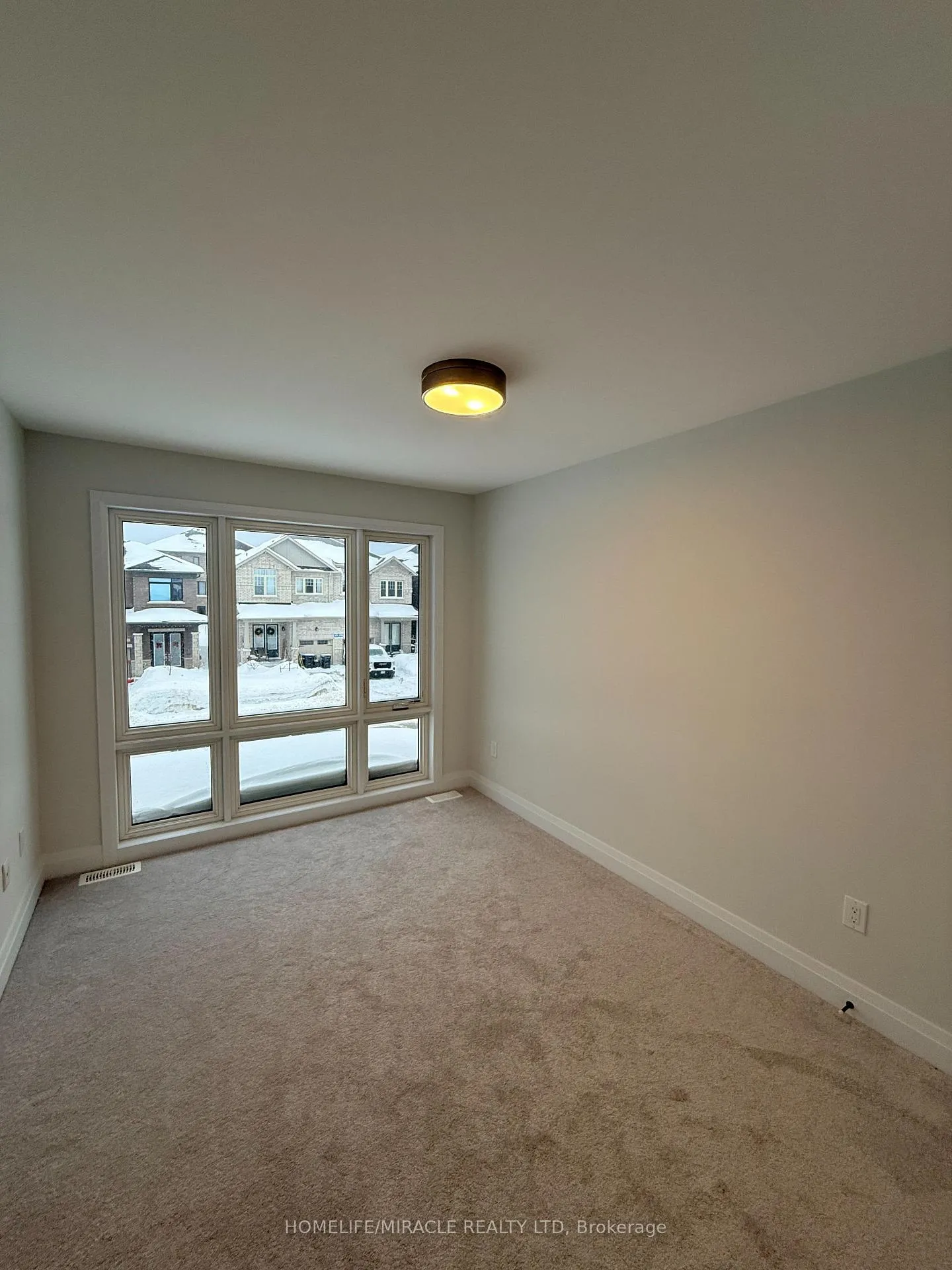 Photo 17 of 20 Sweet Cicely Street, Springwater, Midhurst — HOMEH