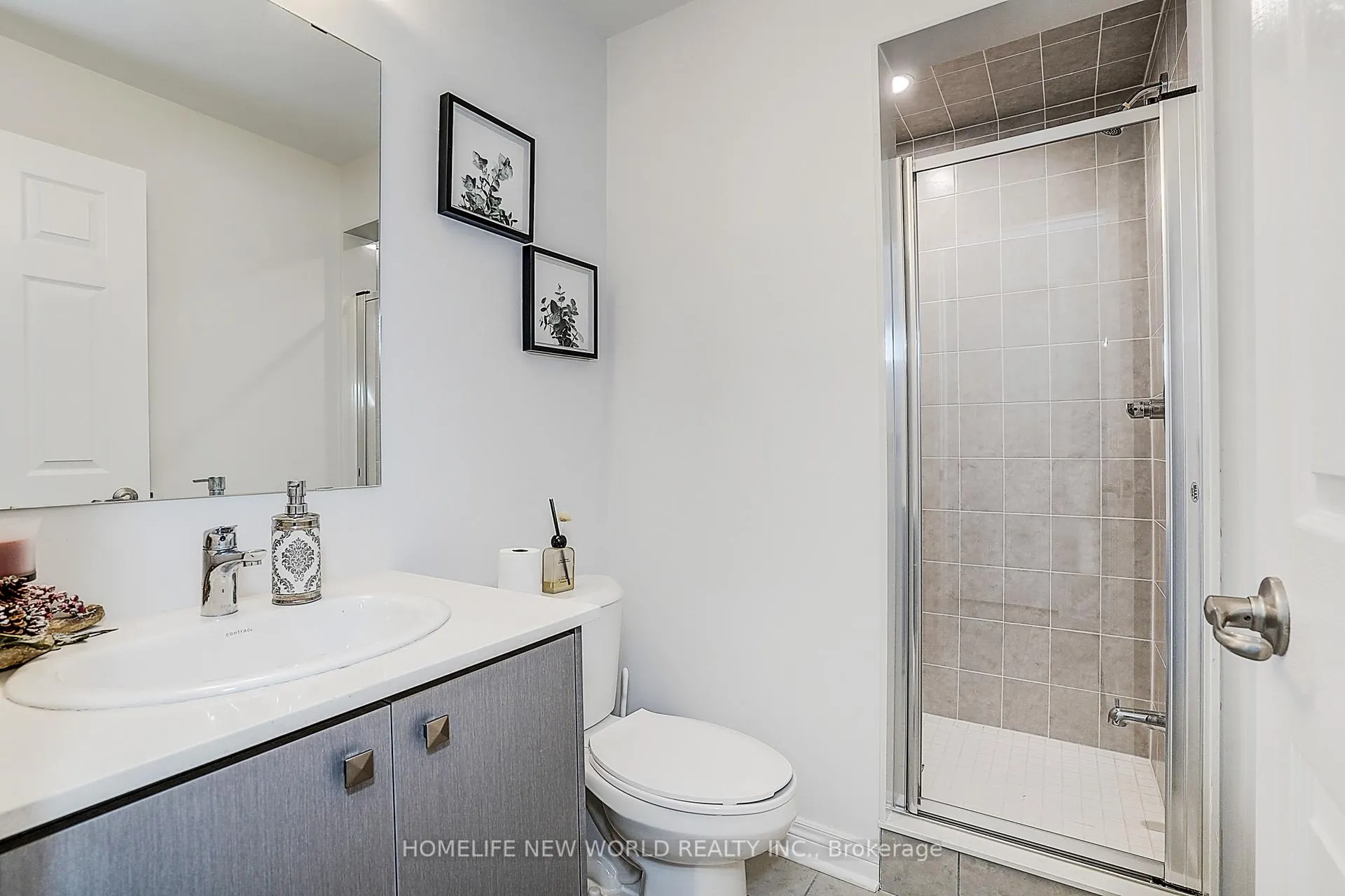 Photo 11 of 195 Mumbai Drive, Markham, Middlefield — HOMEH