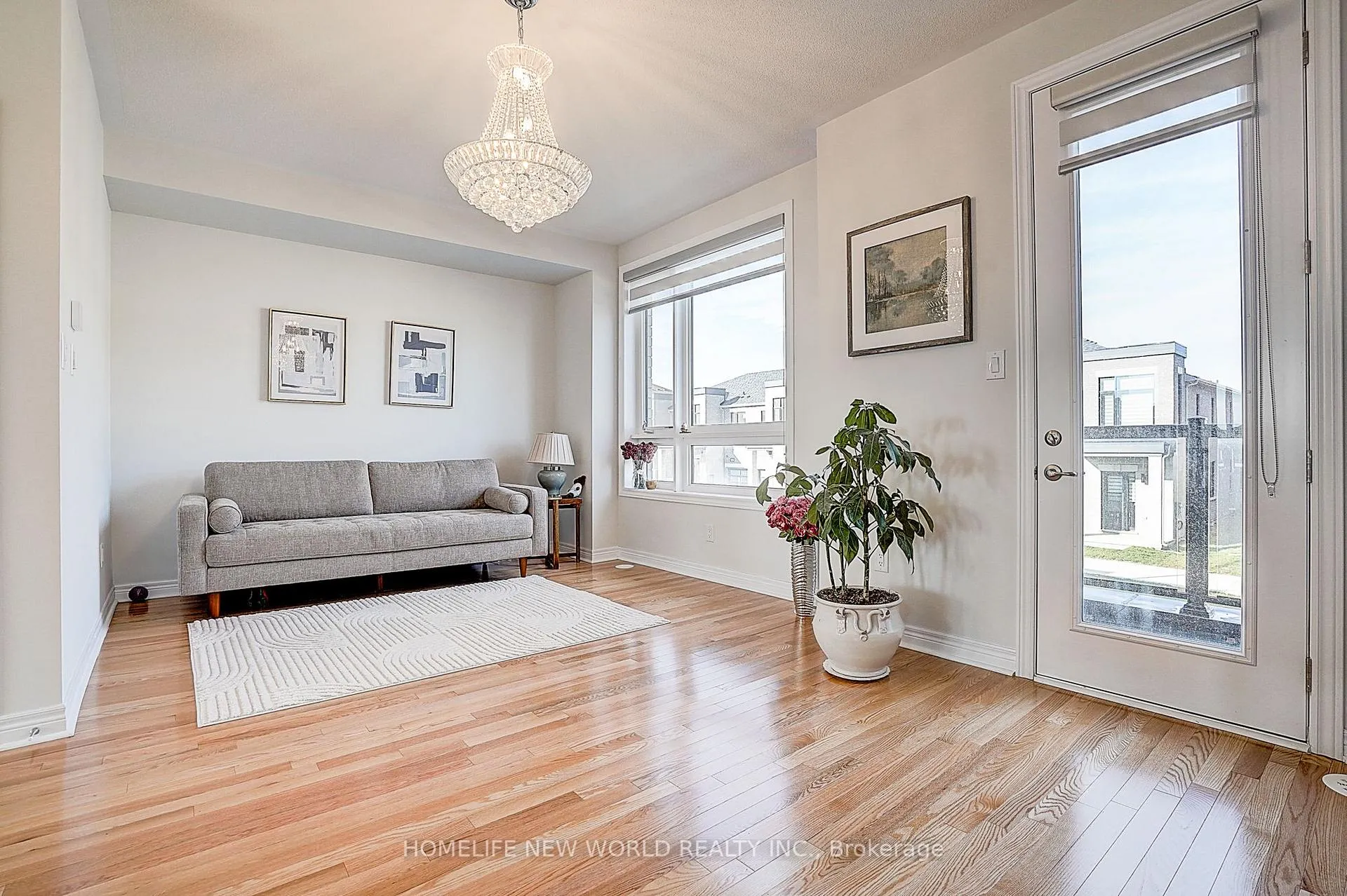 Photo 14 of 195 Mumbai Drive, Markham, Middlefield — HOMEH