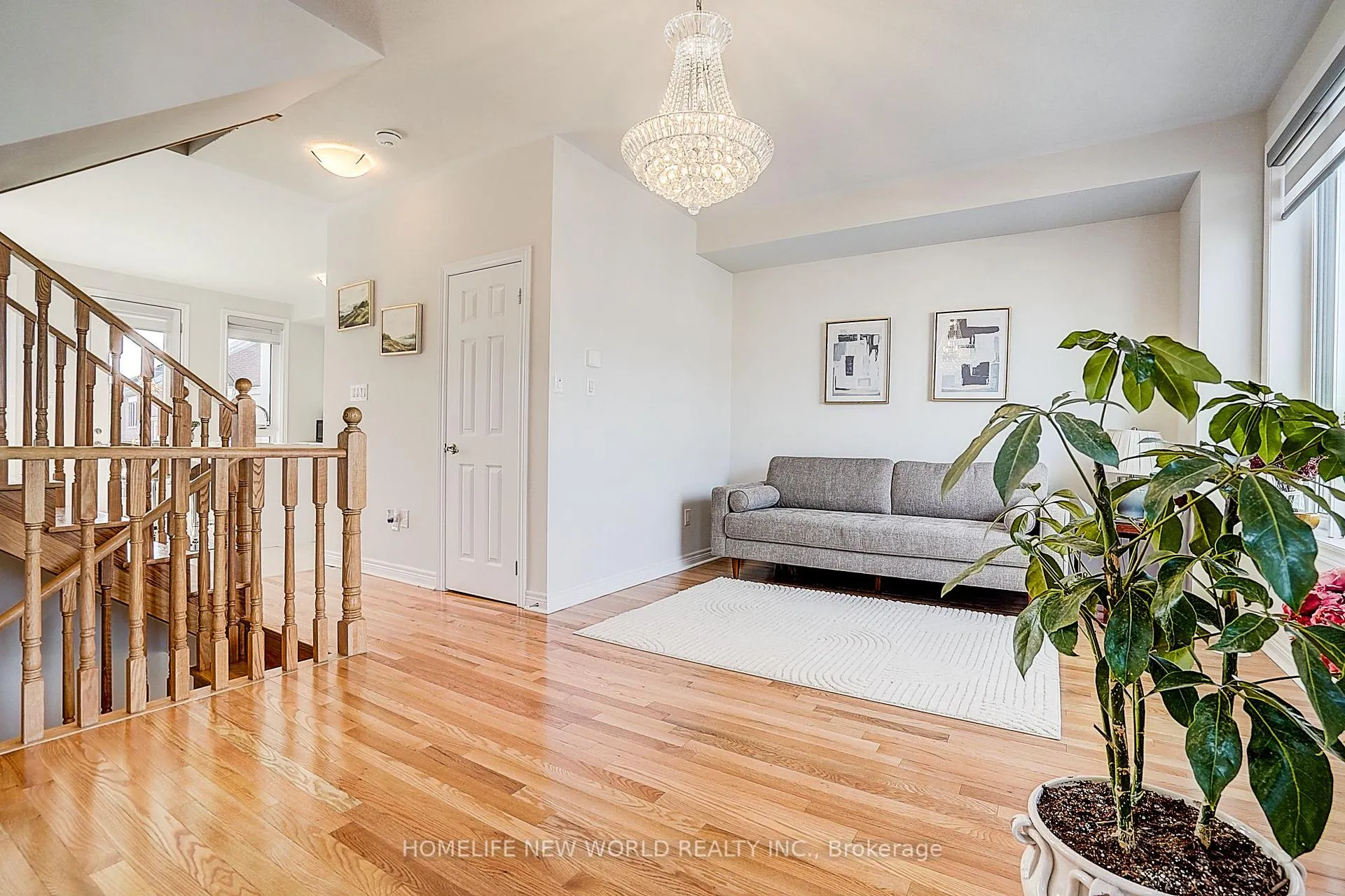 Photo 16 of 195 Mumbai Drive, Markham, Middlefield — HOMEH