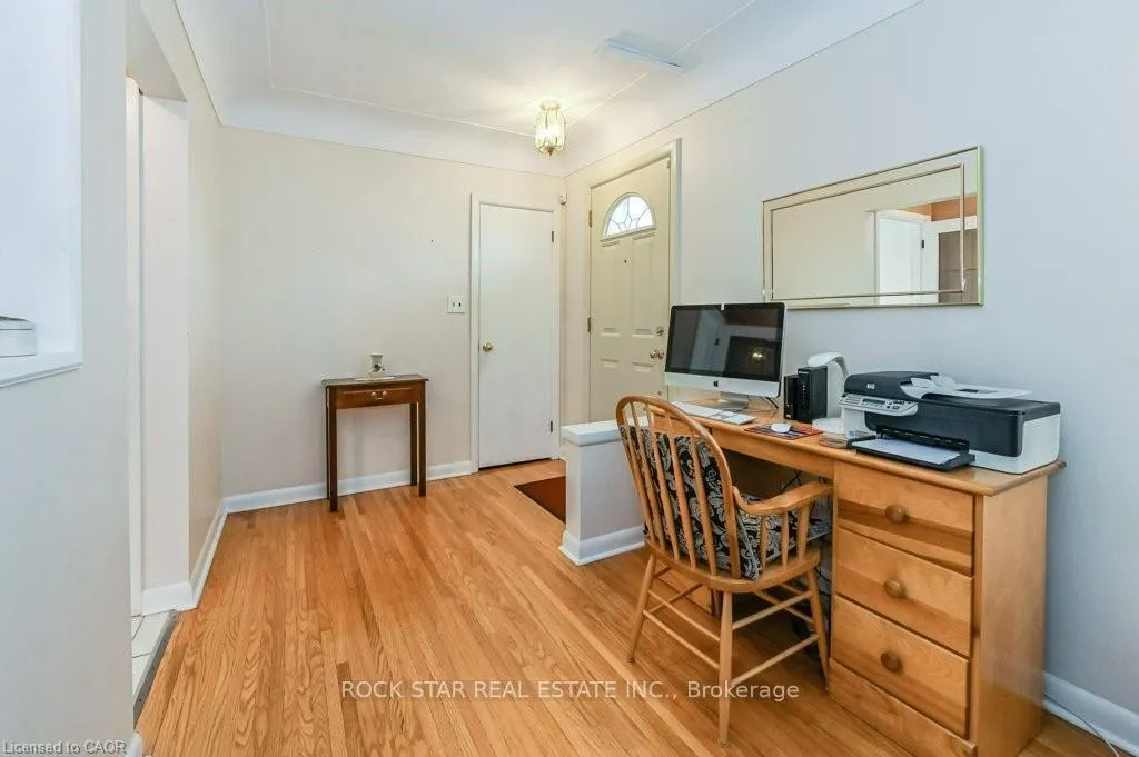 Photo 6 of 158 Fennell Avenue E, Hamilton, Balfour — HOMEH