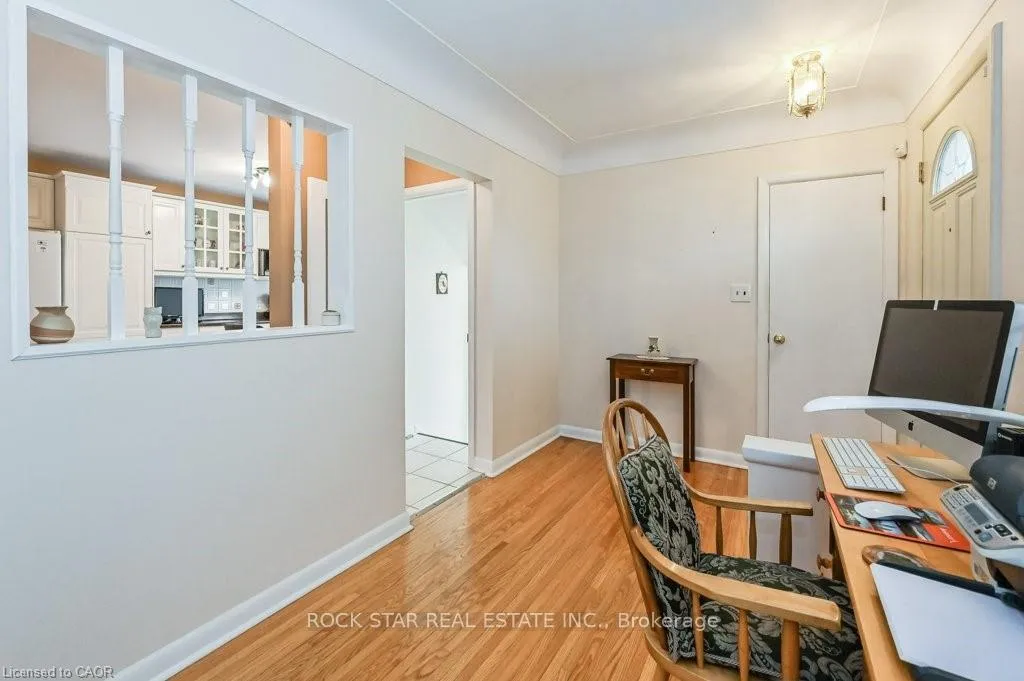 Photo 7 of 158 Fennell Avenue E, Hamilton, Balfour — HOMEH