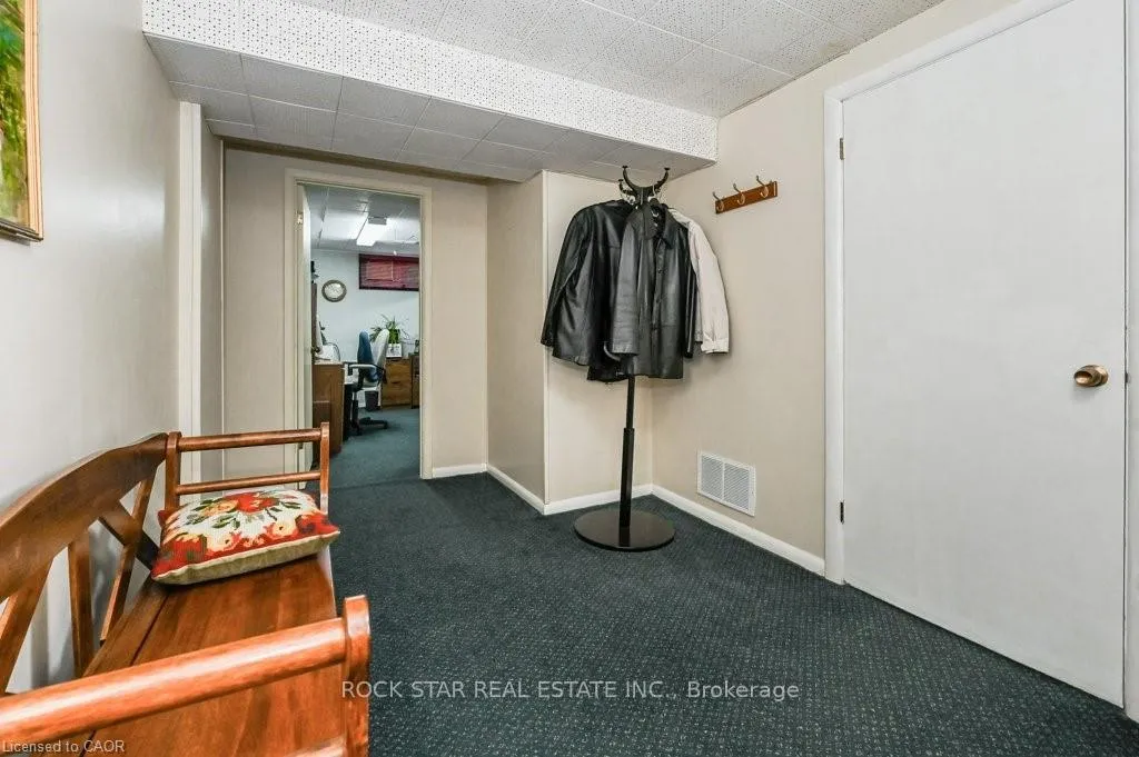 Photo 23 of 158 Fennell Avenue E, Hamilton, Balfour — HOMEH