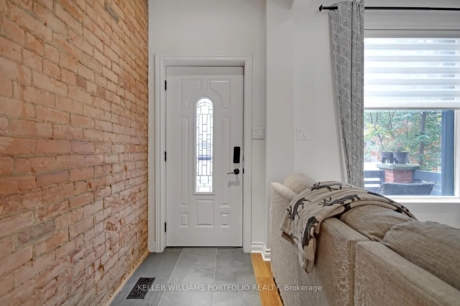 Photo 4 of 17 Bertmount Avenue, Toronto, South Riverdale — HOMEH