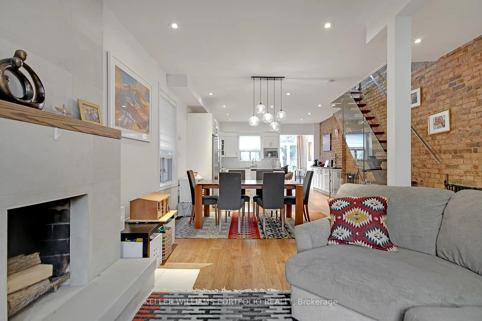 Photo 8 of 17 Bertmount Avenue, Toronto, South Riverdale — HOMEH