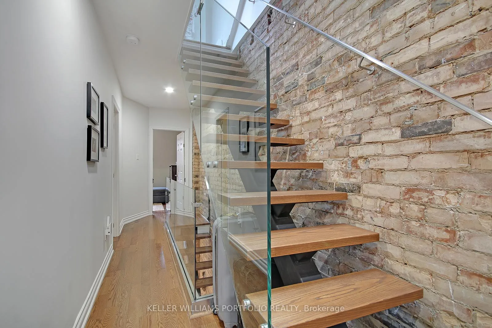 Photo 25 of 17 Bertmount Avenue, Toronto, South Riverdale — HOMEH