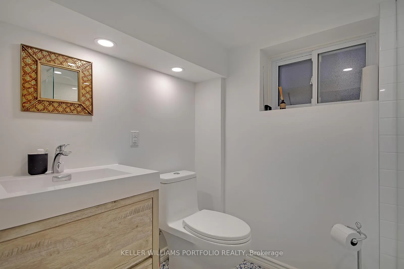 Photo 35 of 17 Bertmount Avenue, Toronto, South Riverdale — HOMEH