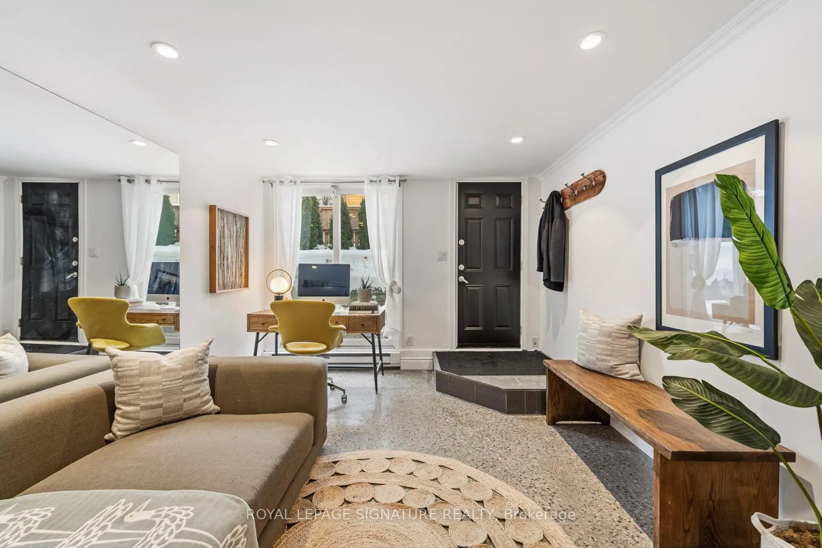 Photo 1 of Unit 9, 1666 Queen Street E, Toronto, The Beaches — HOMEH