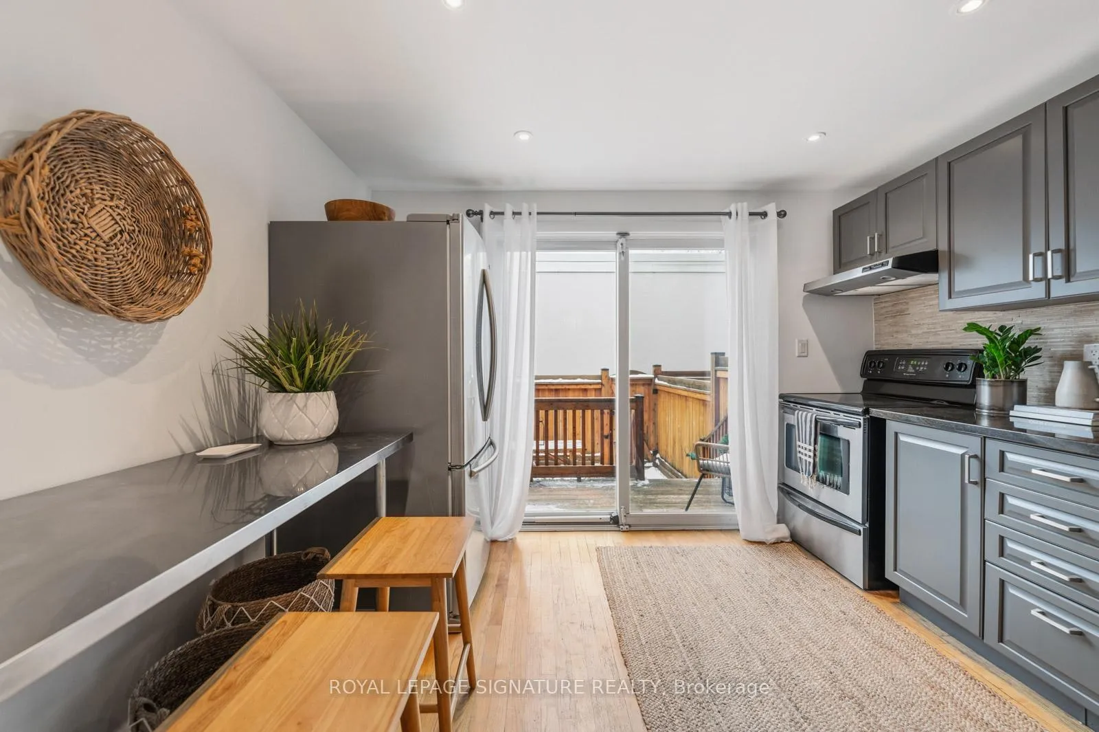 Photo 4 of Unit 9, 1666 Queen Street E, Toronto, The Beaches — HOMEH