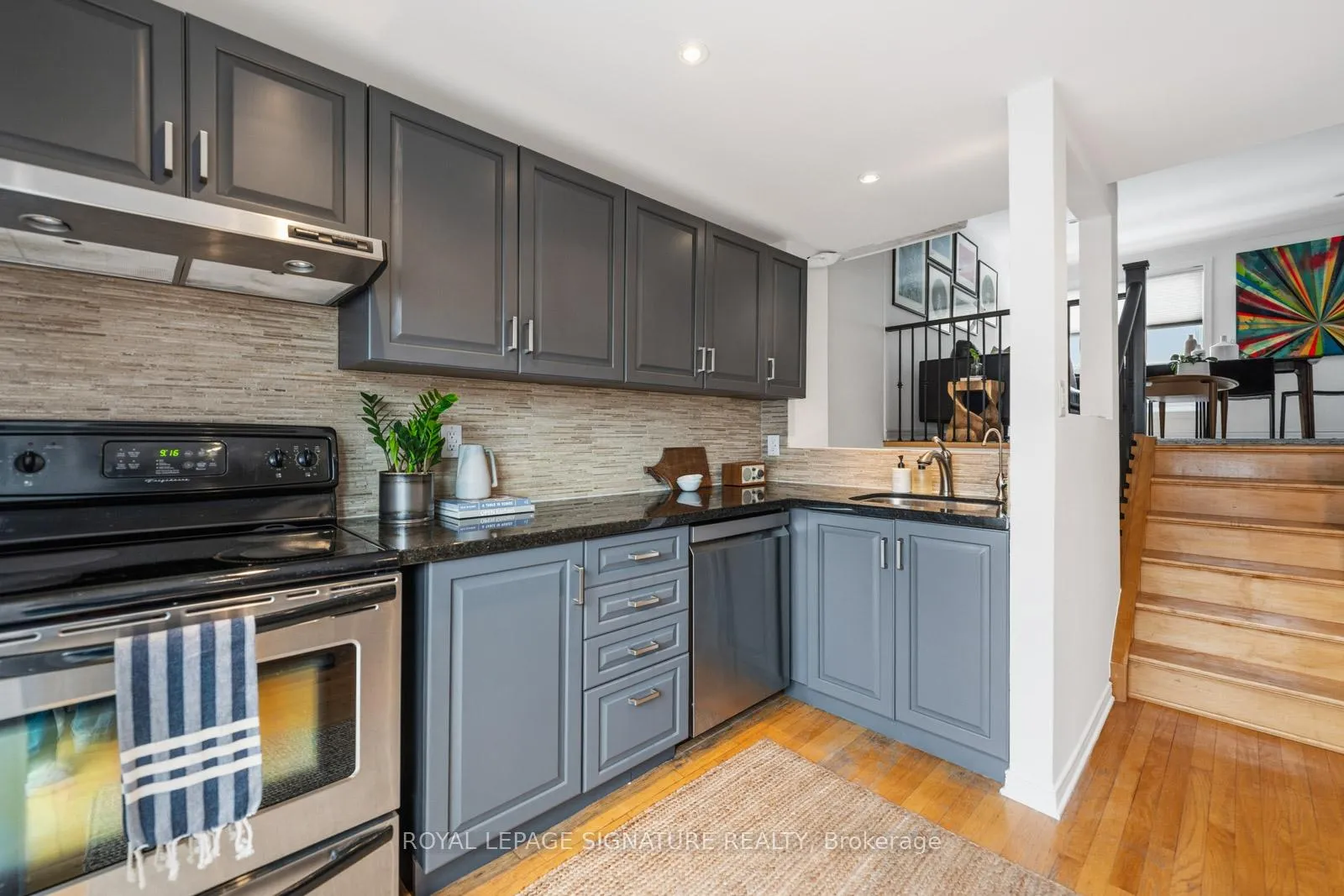 Photo 6 of Unit 9, 1666 Queen Street E, Toronto, The Beaches — HOMEH