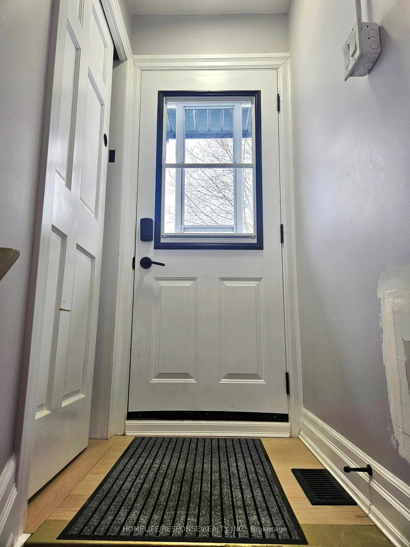 Photo 2 of Unit BASEMENT, 678 Mohawk Road, Hamilton, Ancaster — HOMEH