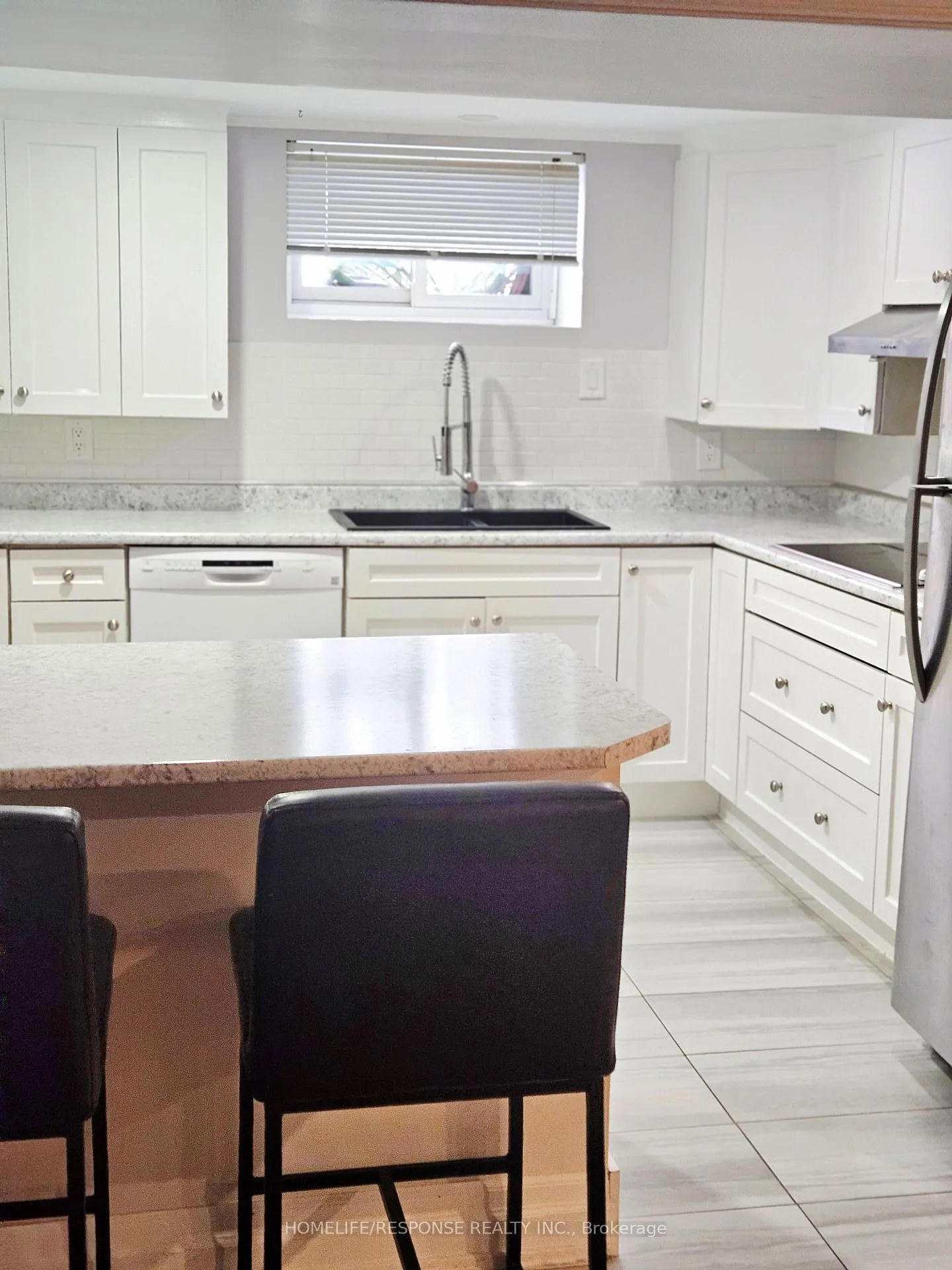 Photo 6 of Unit BASEMENT, 678 Mohawk Road, Hamilton, Ancaster — HOMEH