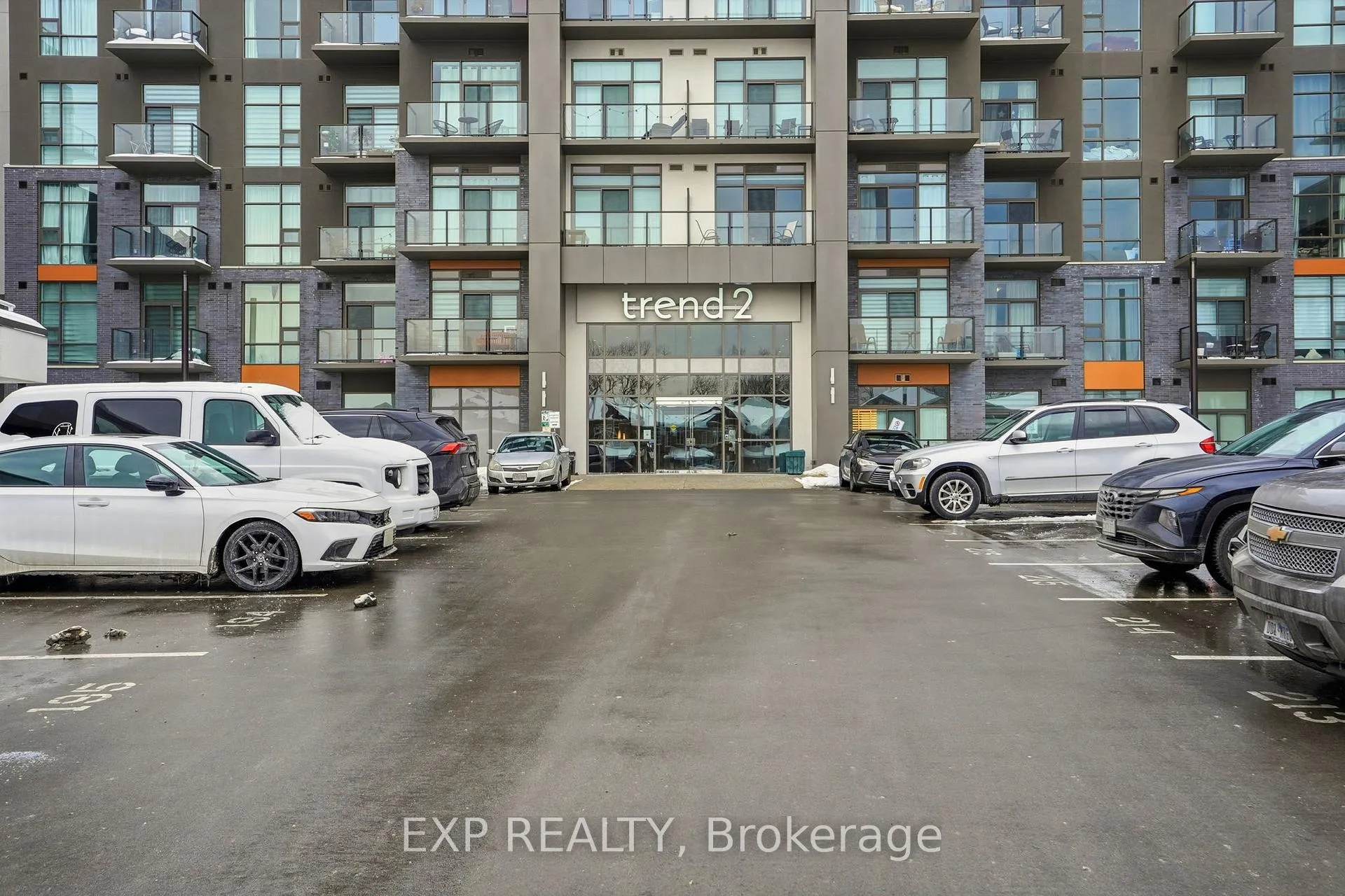 Photo 1 of Unit 803, 460 Dundas Street E, Hamilton, Waterdown — HOMEH