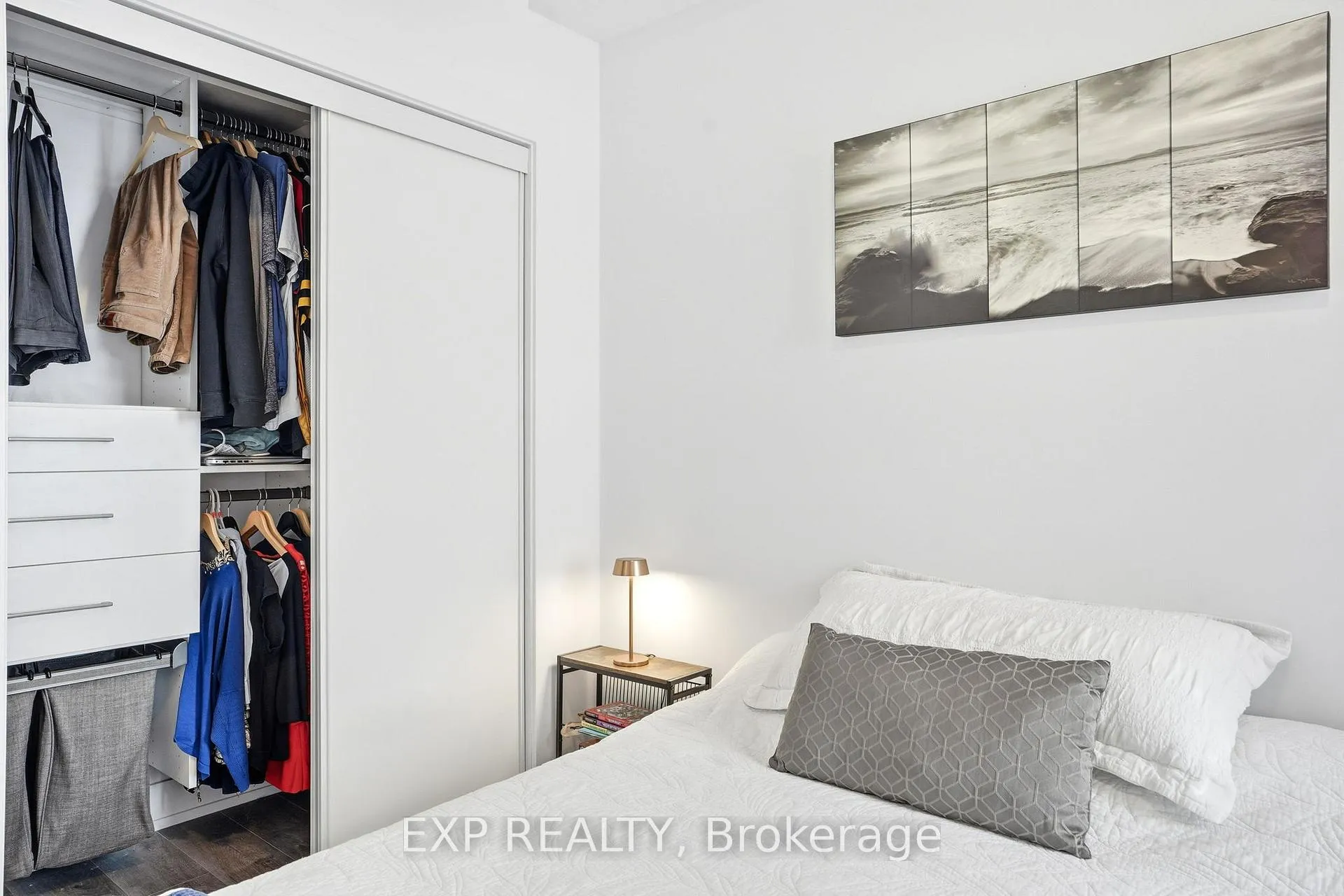 Photo 17 of Unit 803, 460 Dundas Street E, Hamilton, Waterdown — HOMEH
