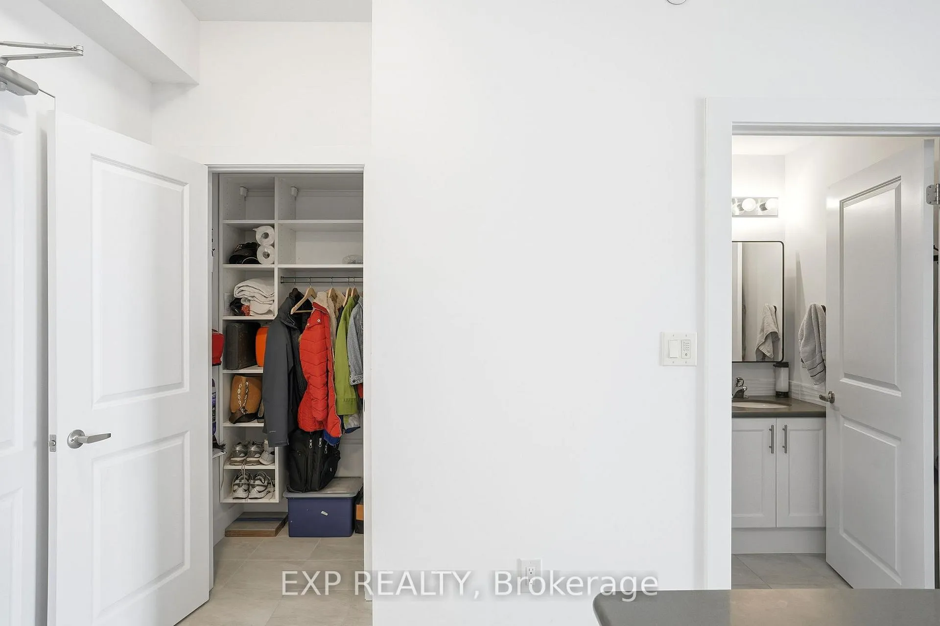 Photo 18 of Unit 803, 460 Dundas Street E, Hamilton, Waterdown — HOMEH