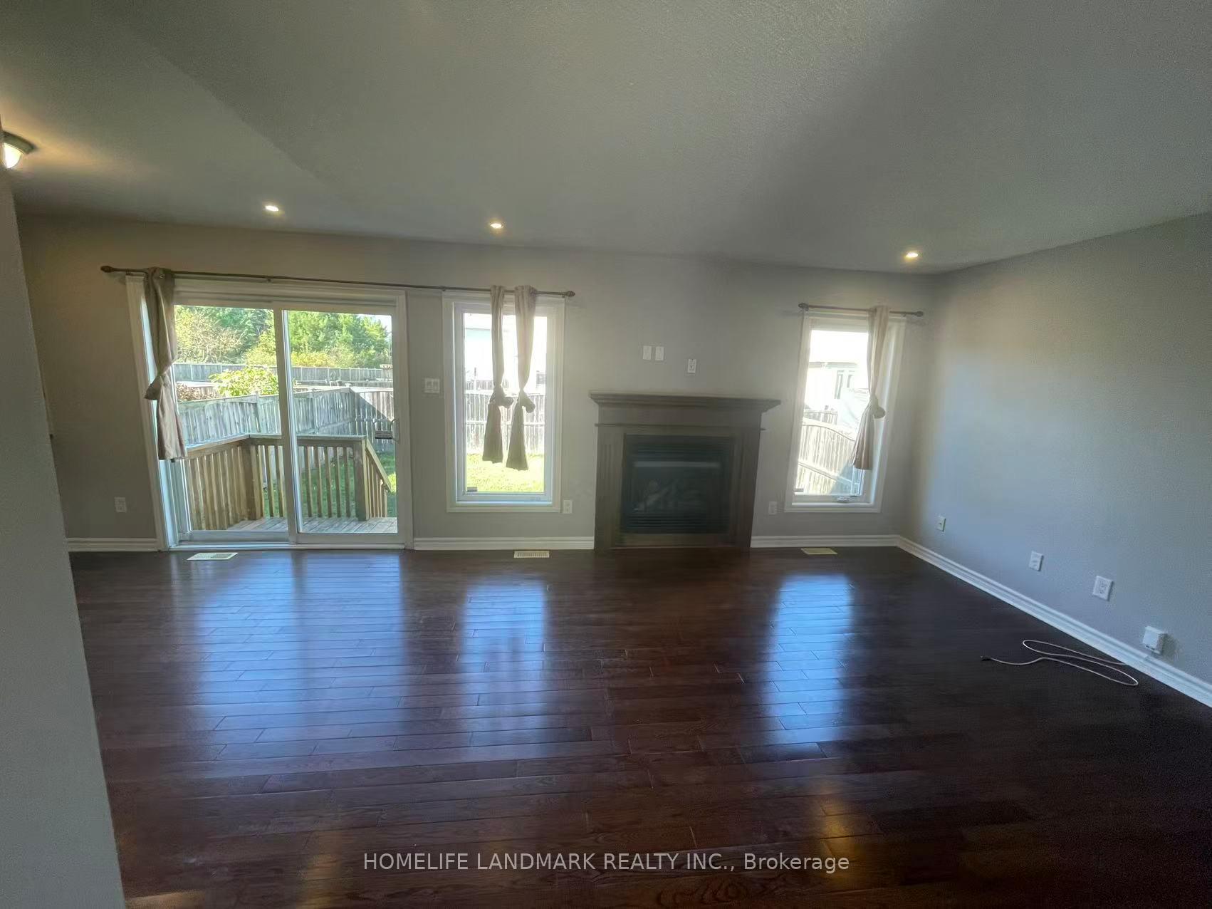 Photo 4 of 1345 Klondike Road, Ottawa, Kanata - Morgan's Grant/South March — HOMEH