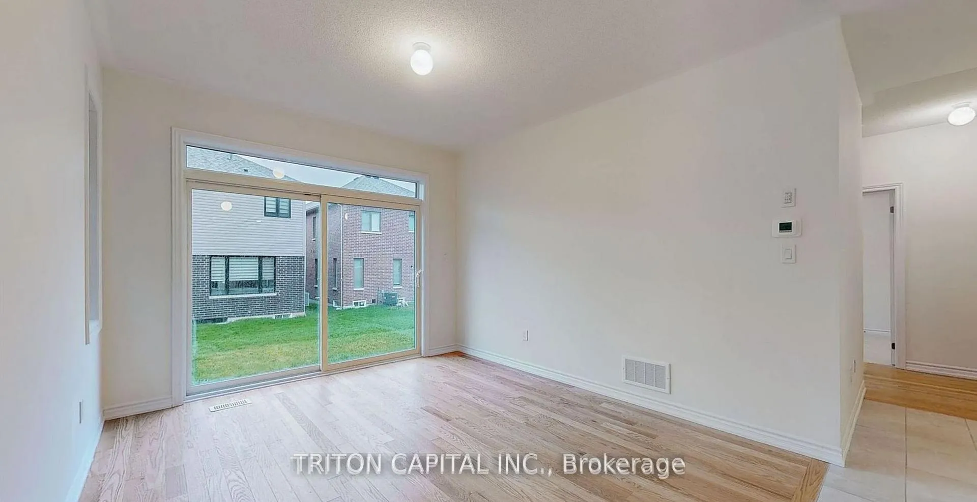 Photo 9 of Unit Main, 14 Bannister Road, Barrie, Rural Barrie Southeast — HOMEH