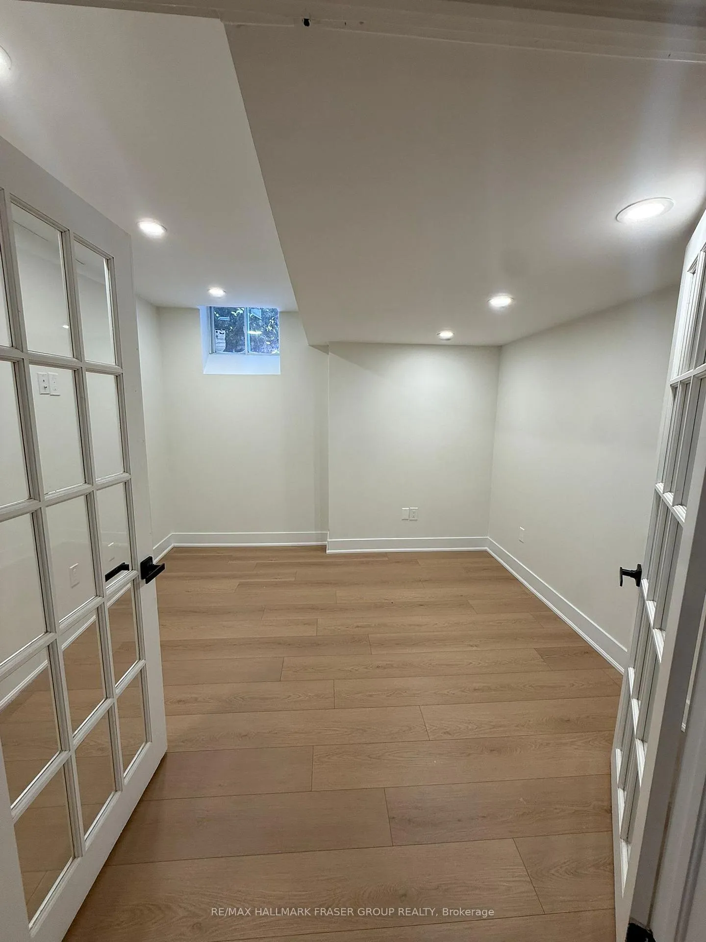 Photo 12 of Unit Basement, 176 Tormina Boulevard, Whitby, Taunton North — HOMEH