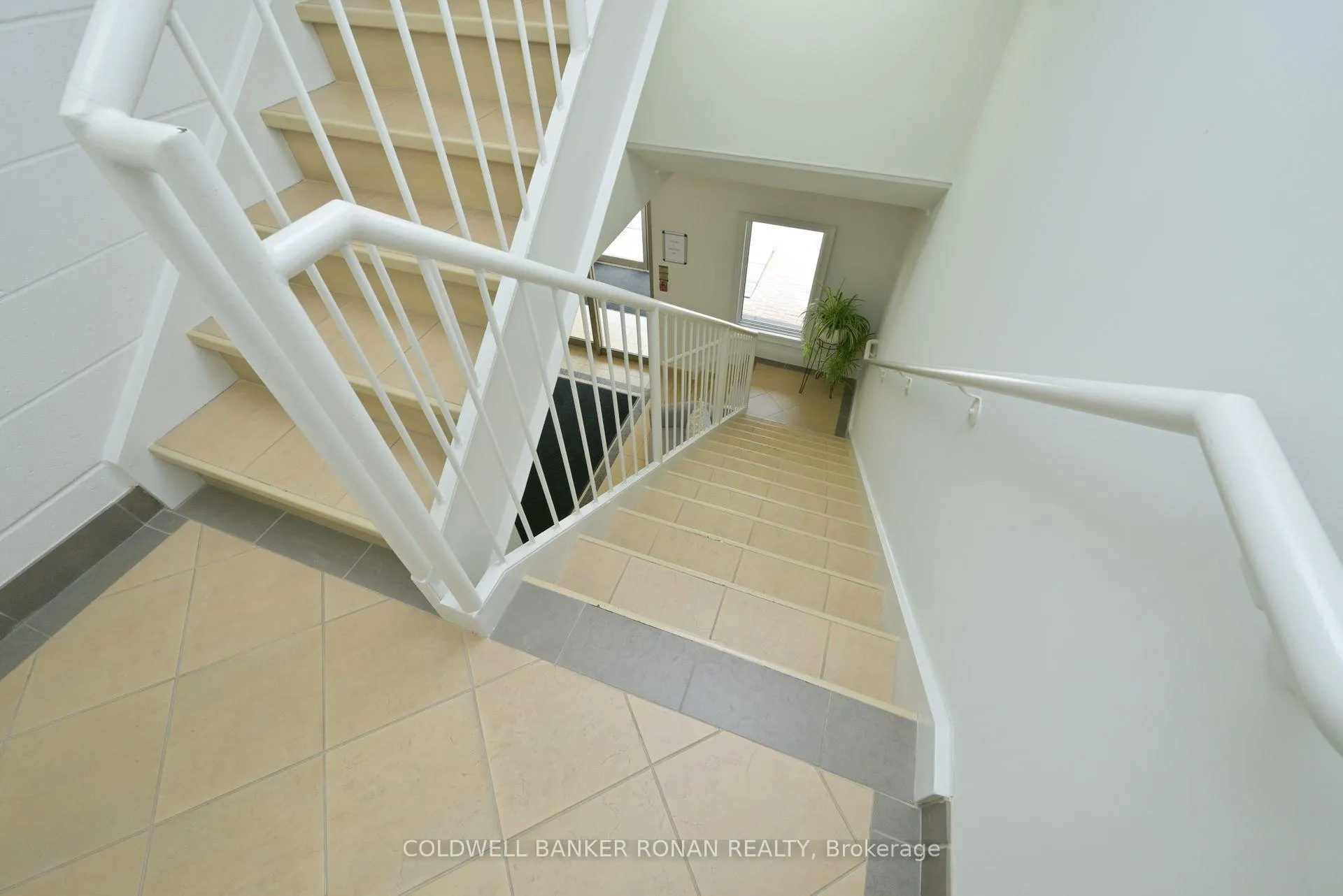 Photo 23 of Unit 202, 78 Sunset Boulevard, New Tecumseth, Rural New Tecumseth — HOMEH
