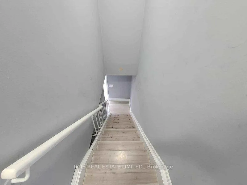Photo 11 of Unit Upper, 18988 Kennedy Road, Caledon, Rural Caledon — HOMEH